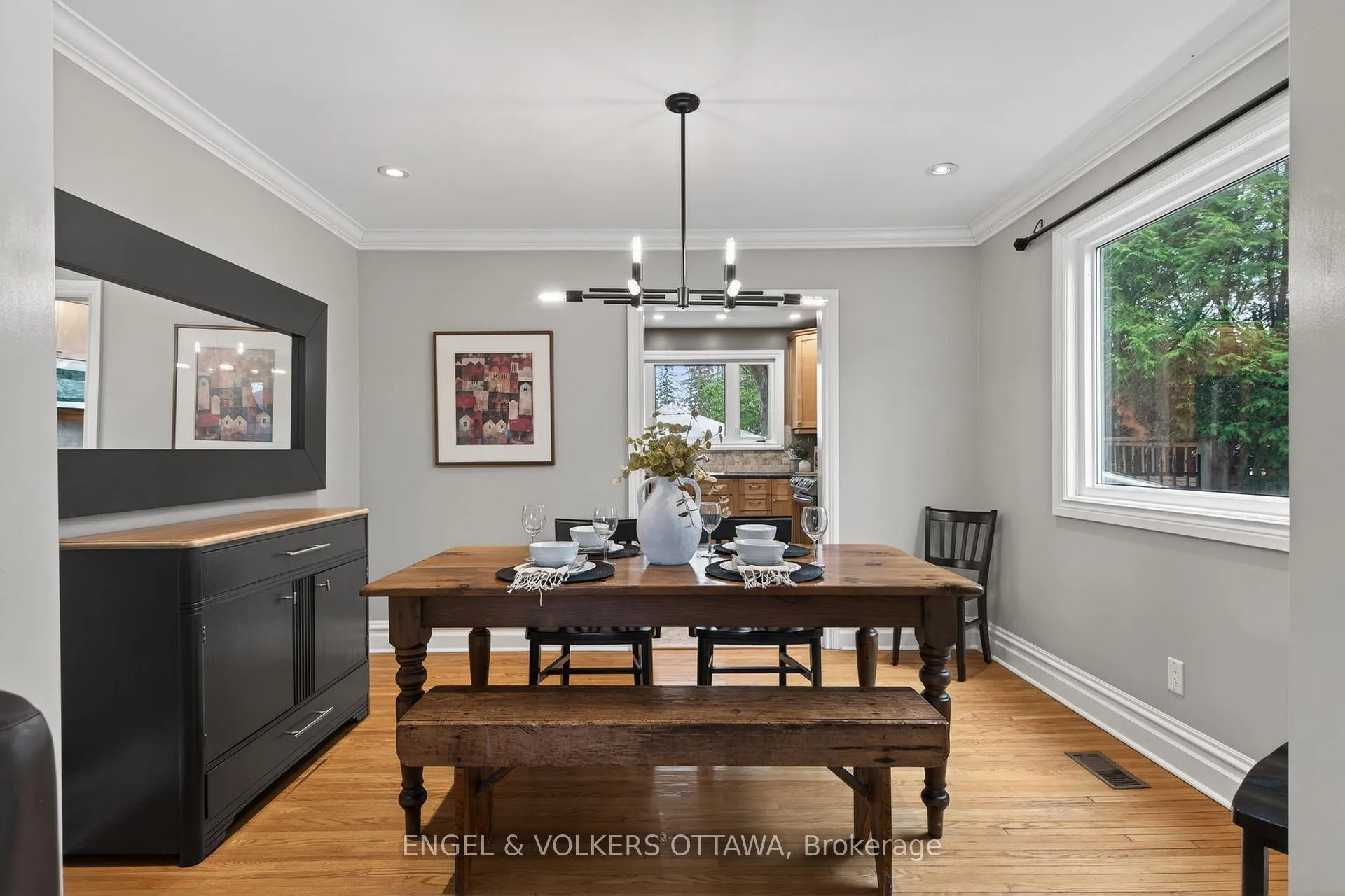 Photo 10 of 1774 Playfair Drive, Ottawa, Playfair Park — HOMEH