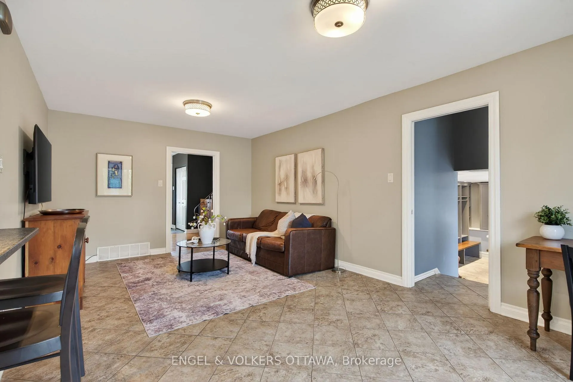 Photo 16 of 1774 Playfair Drive, Ottawa, Playfair Park — HOMEH