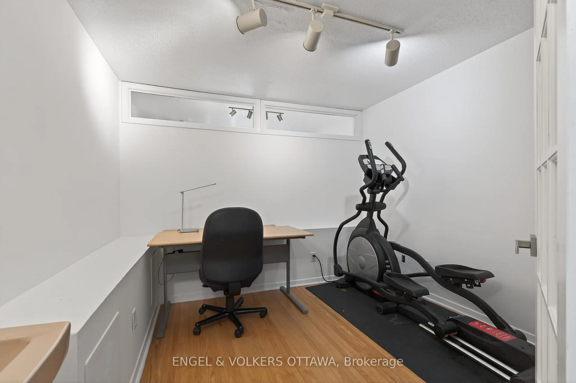 Photo 38 of 1774 Playfair Drive, Ottawa, Playfair Park — HOMEH