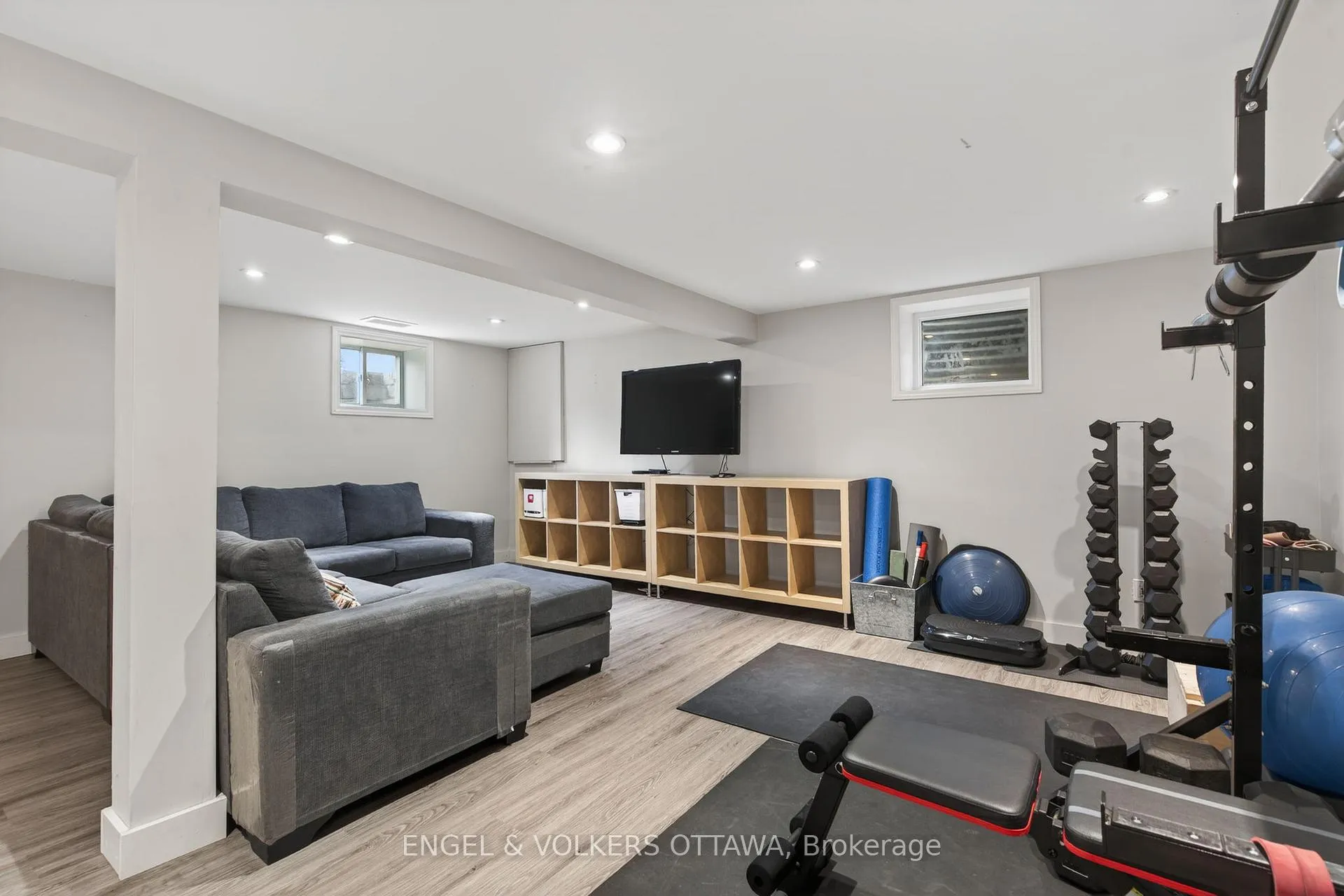 Photo 42 of 1774 Playfair Drive, Ottawa, Playfair Park — HOMEH