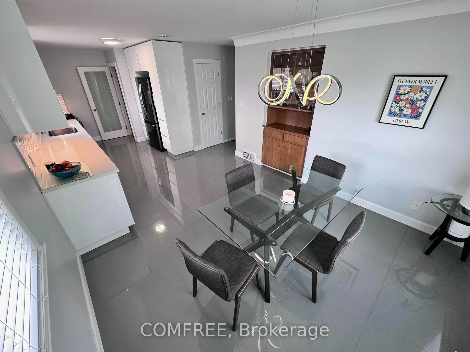 Photo 8 of 2387 Westcott Road, Windsor, Fontainbleu — HOMEH