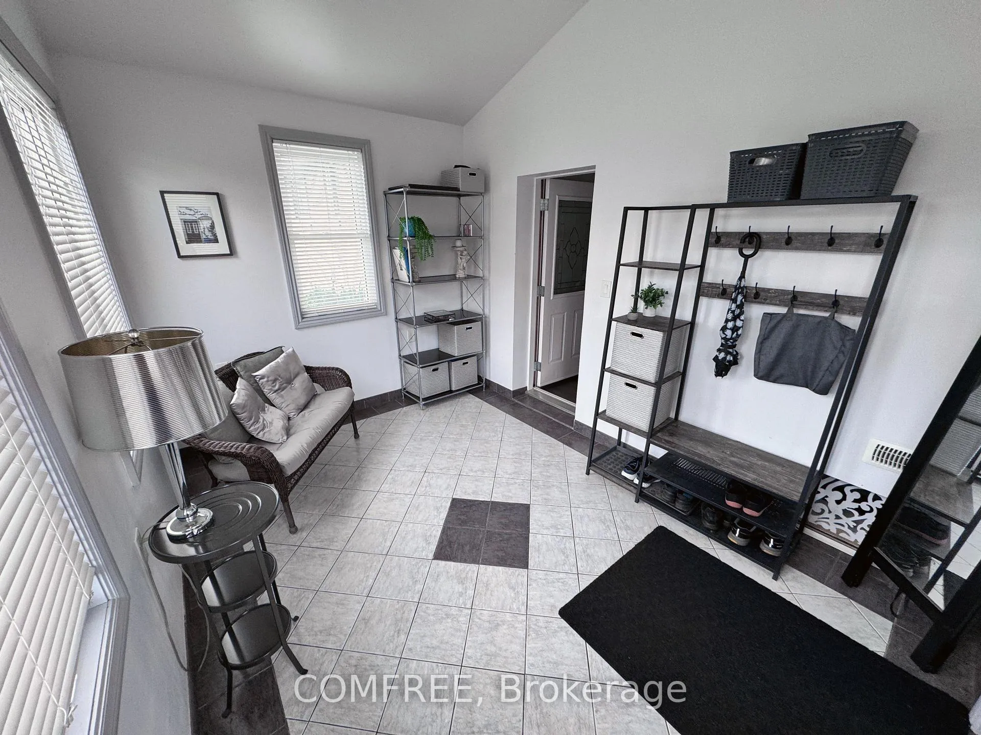 Photo 20 of 2387 Westcott Road, Windsor, Fontainbleu — HOMEH