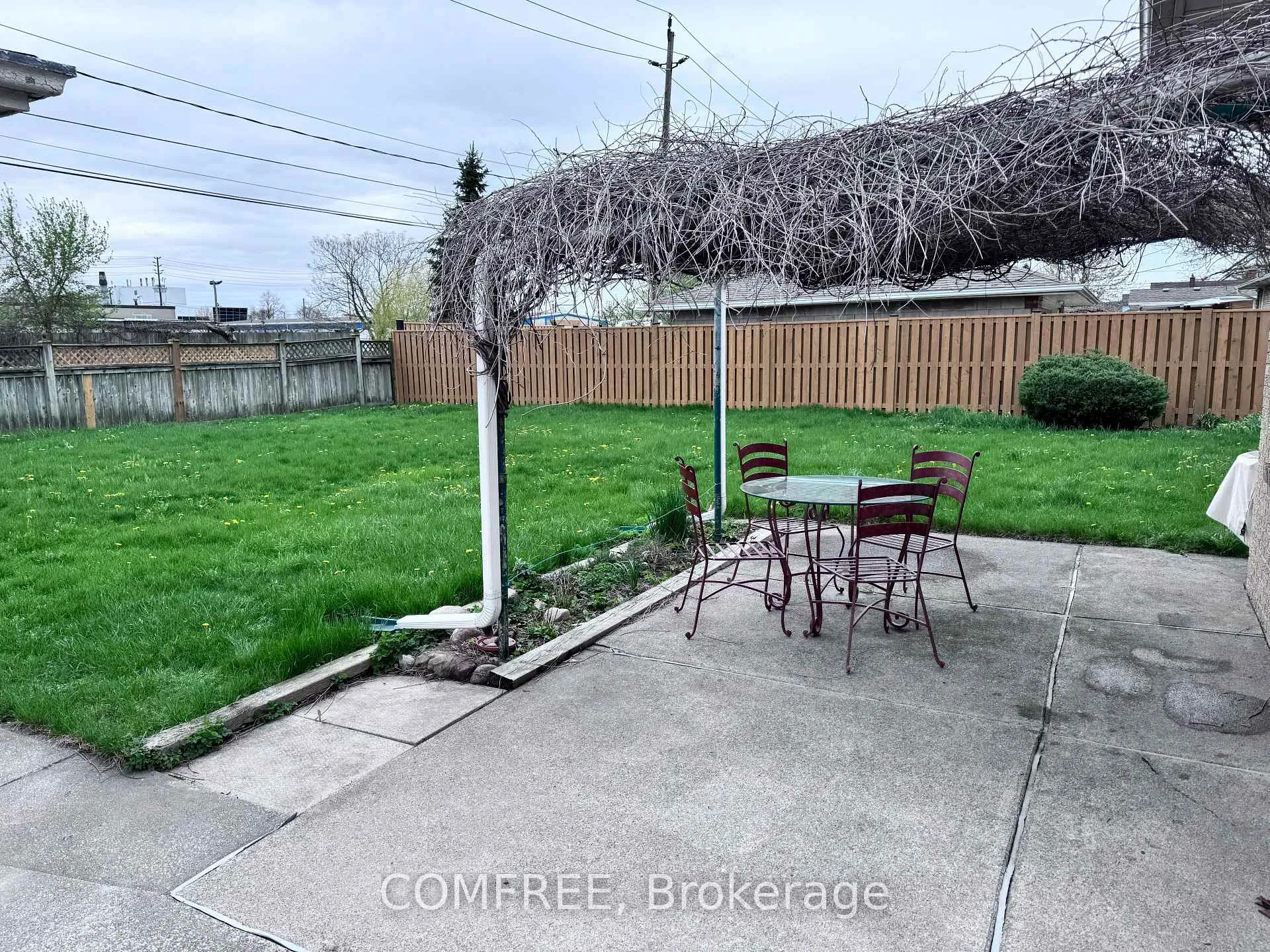Photo 36 of 2387 Westcott Road, Windsor, Fontainbleu — HOMEH