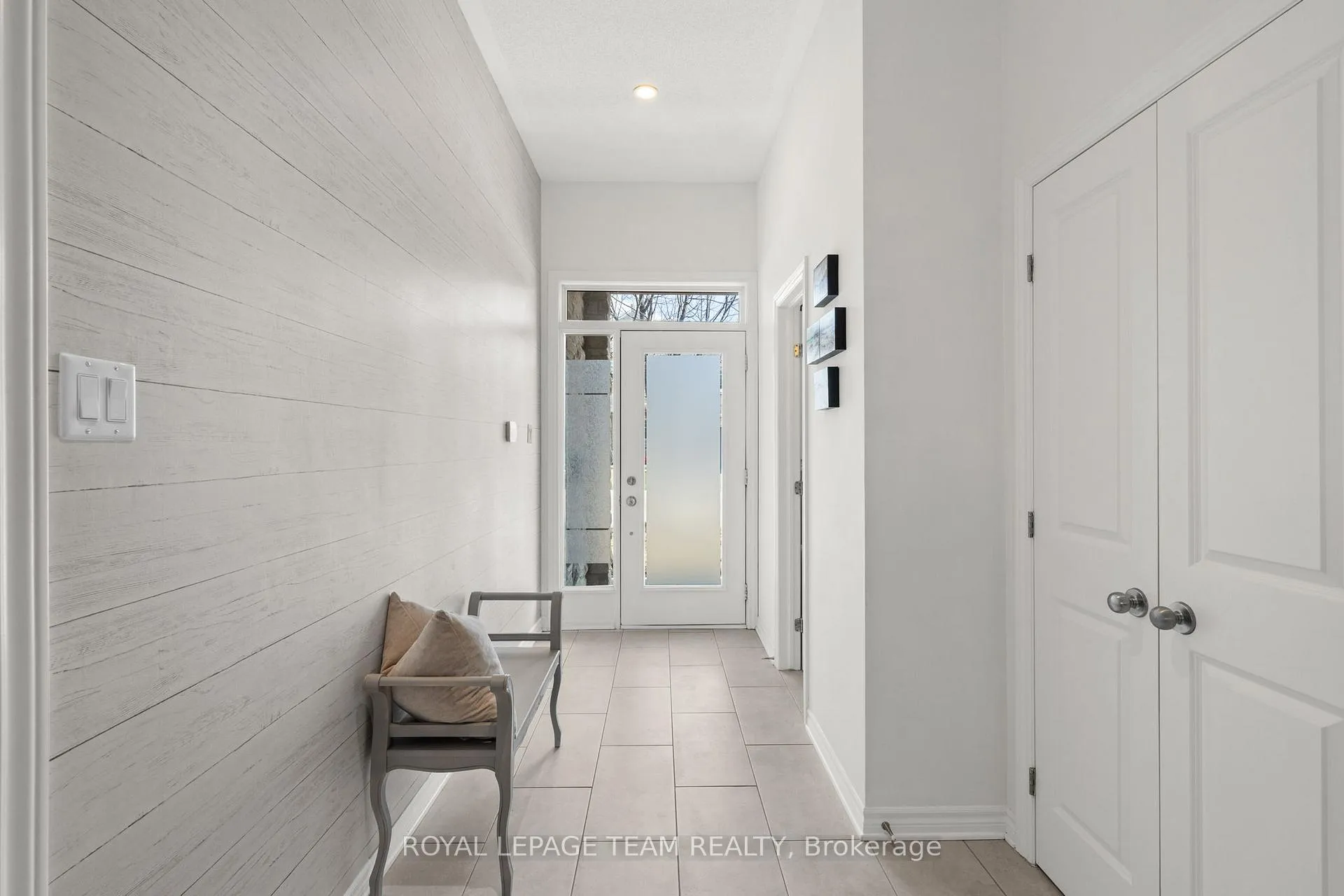 Photo 3 of 105 Abetti Ridge, Ottawa, Barrhaven - Stonebridge — HOMEH