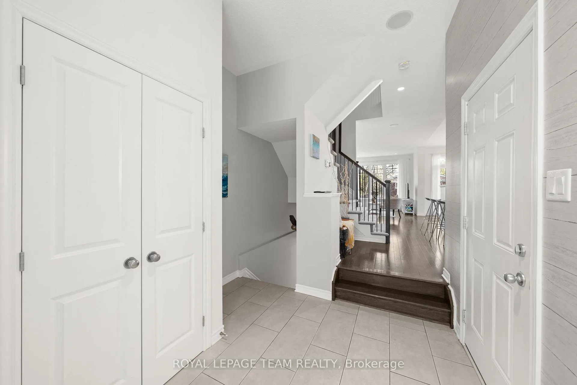 Photo 4 of 105 Abetti Ridge, Ottawa, Barrhaven - Stonebridge — HOMEH