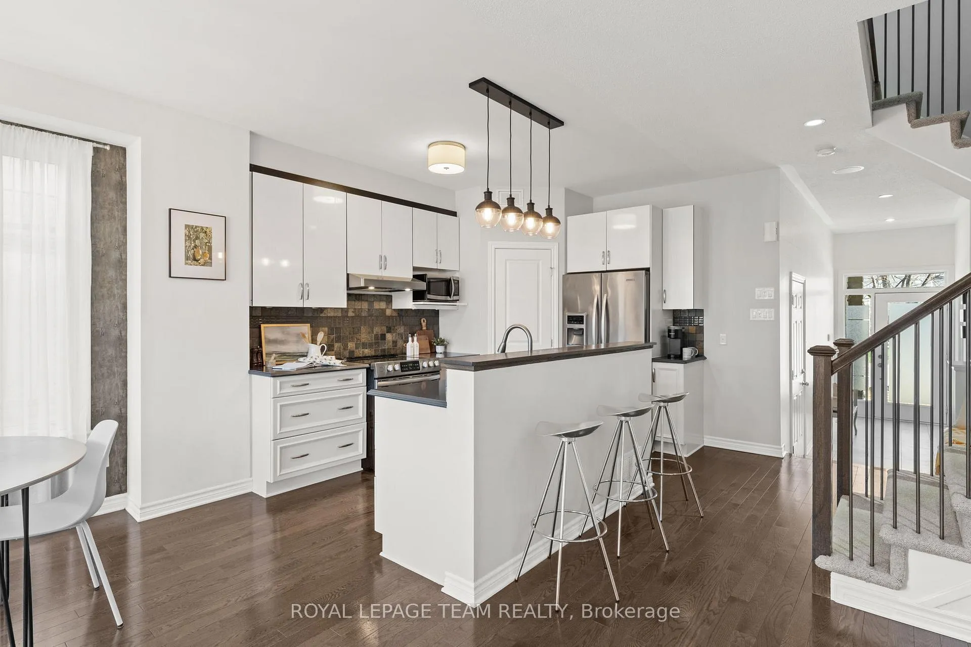 Photo 9 of 105 Abetti Ridge, Ottawa, Barrhaven - Stonebridge — HOMEH