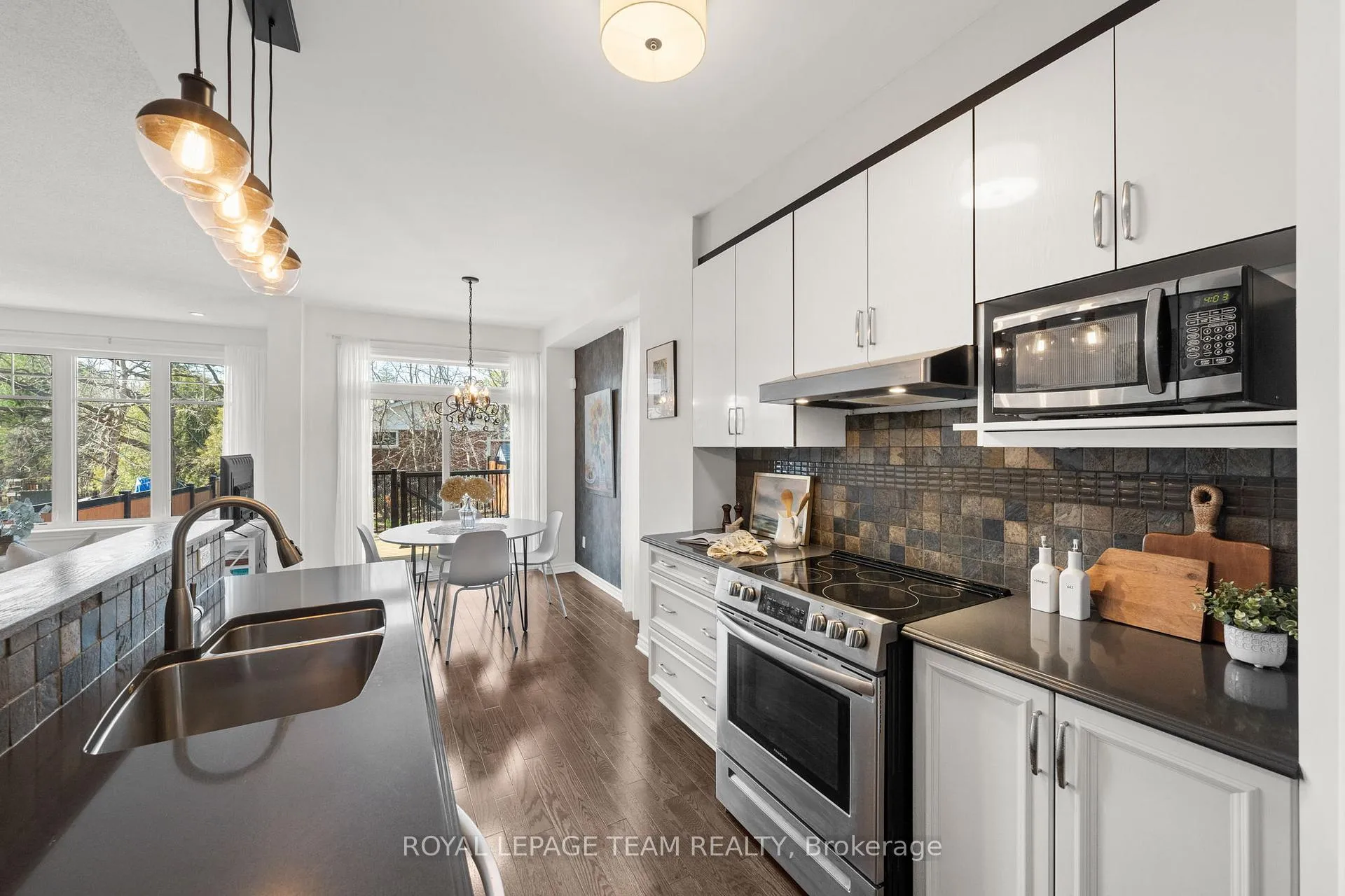 Photo 13 of 105 Abetti Ridge, Ottawa, Barrhaven - Stonebridge — HOMEH