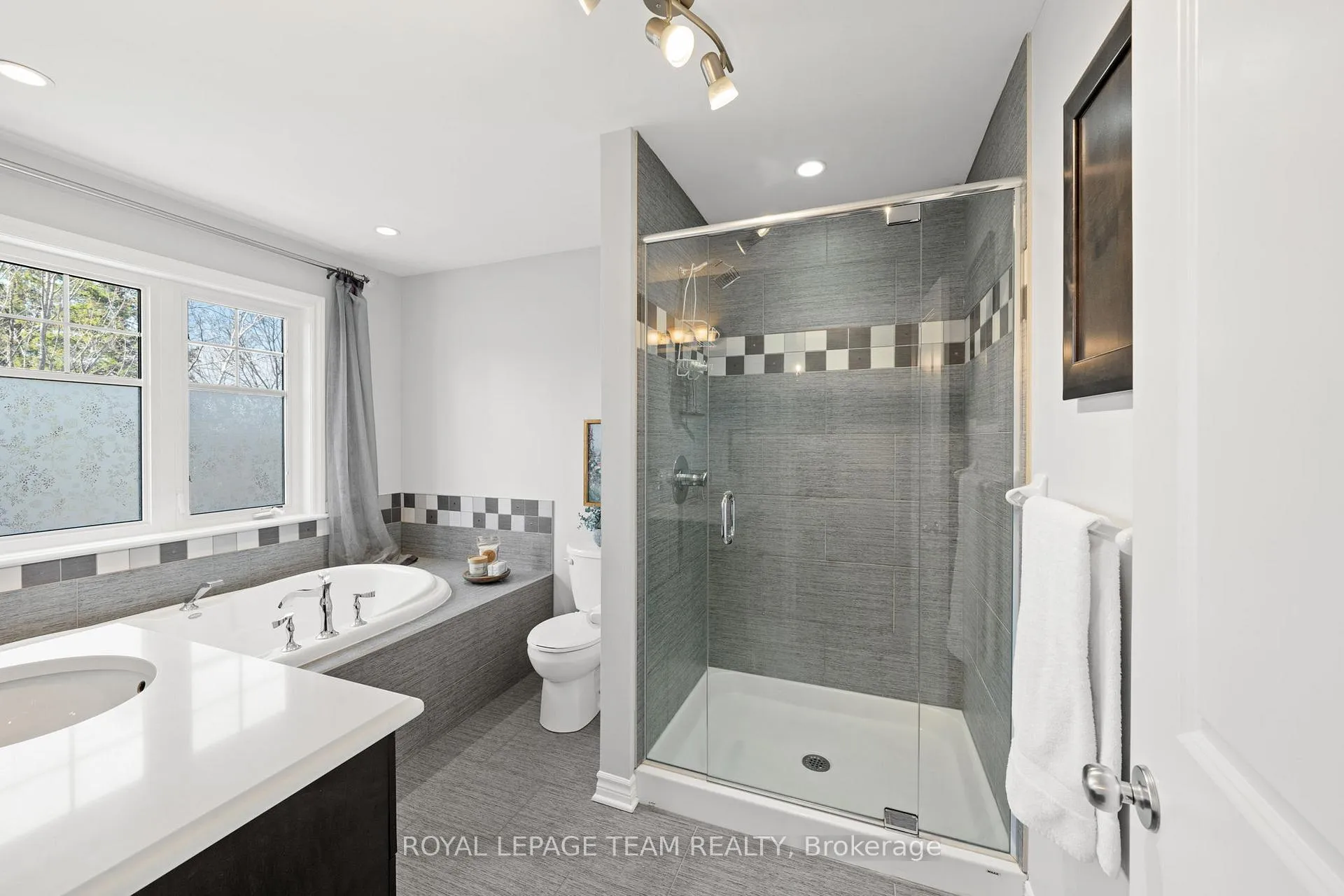 Photo 27 of 105 Abetti Ridge, Ottawa, Barrhaven - Stonebridge — HOMEH