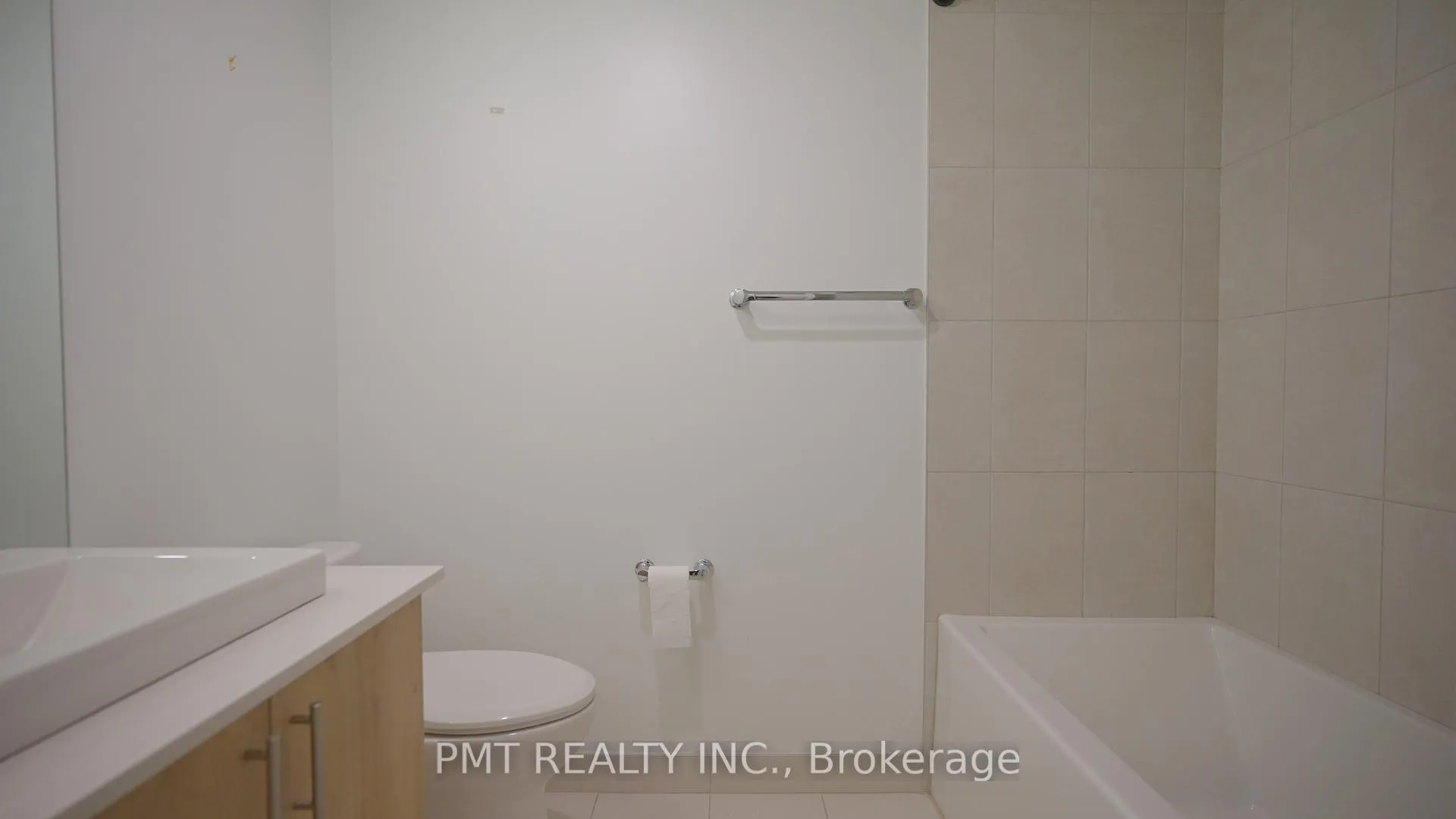Photo 10 of Unit 209, 1195 The Queensway, Etobicoke, Islington-City Centre West — HOMEH