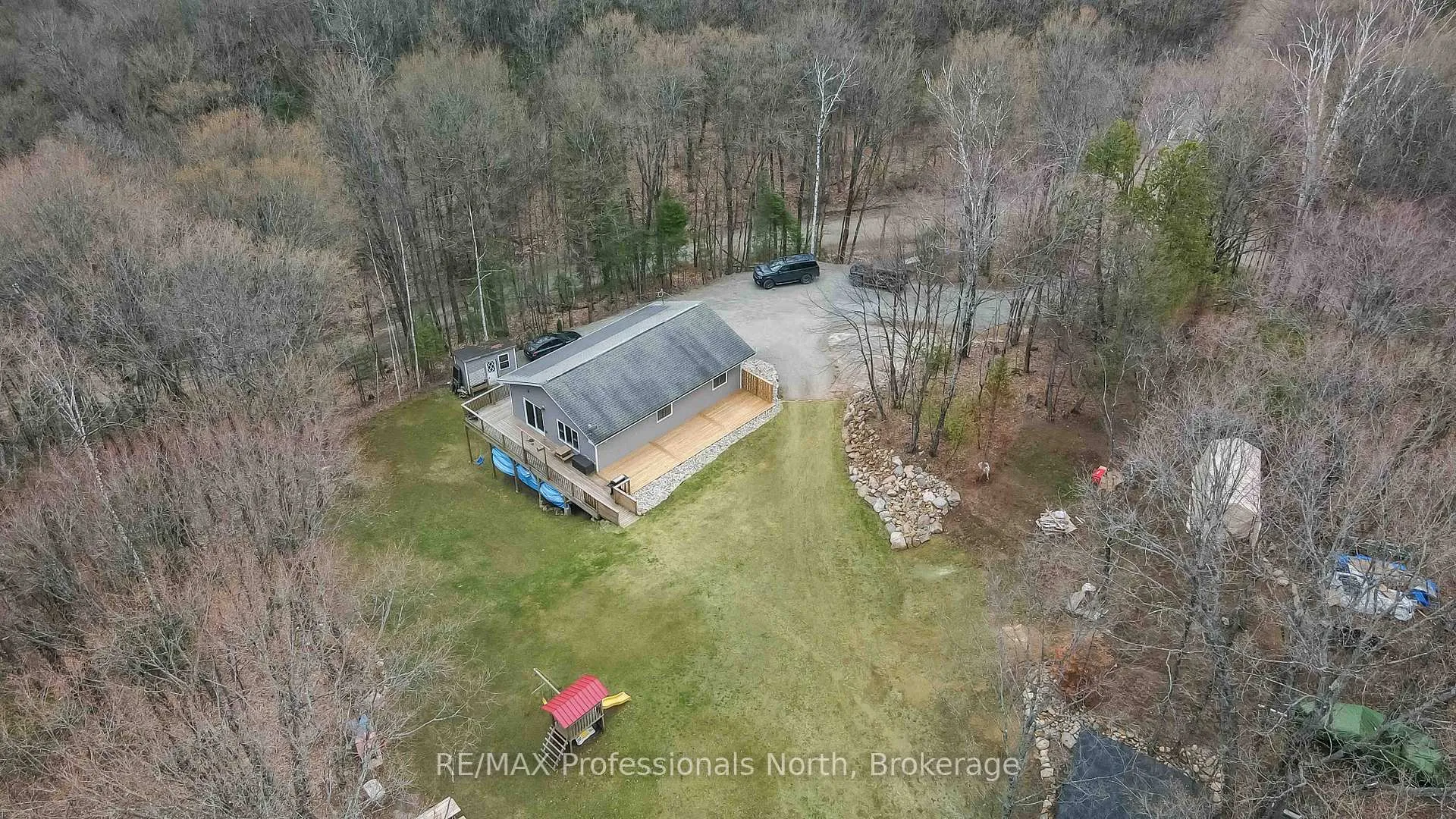 Photo 35 of 1310 Alexander Road, Minden Hills, Minden — HOMEH