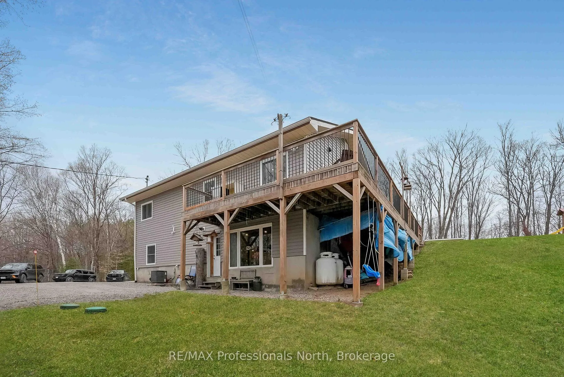 Photo 37 of 1310 Alexander Road, Minden Hills, Minden — HOMEH