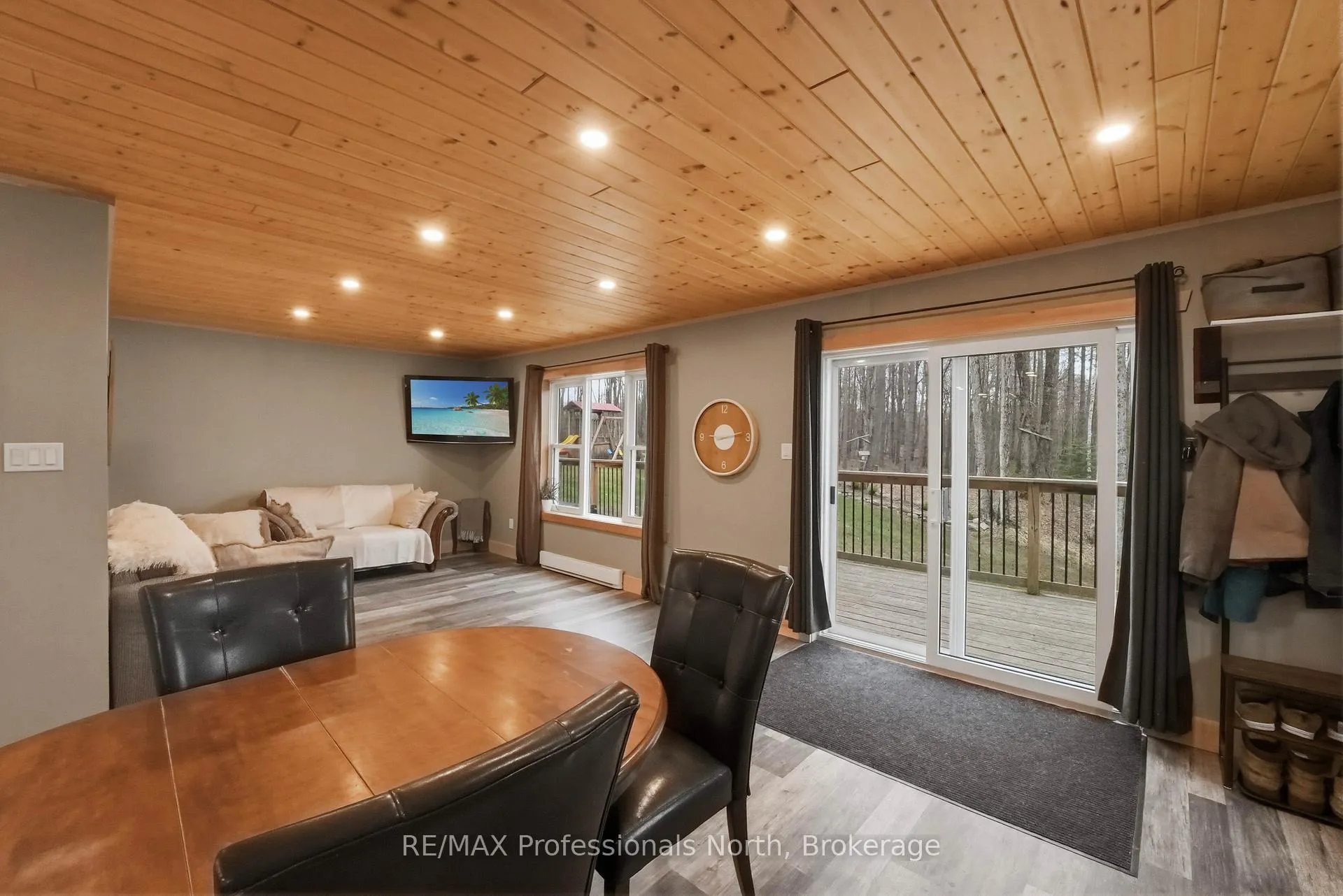 Photo 4 of 1310 Alexander Road, Minden Hills, Minden — HOMEH