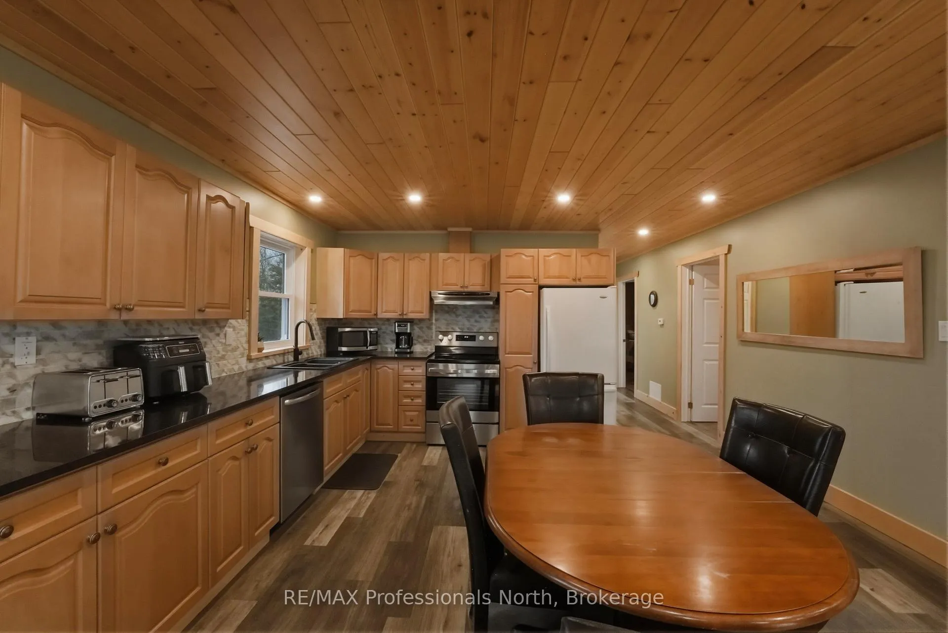 Photo 5 of 1310 Alexander Road, Minden Hills, Minden — HOMEH