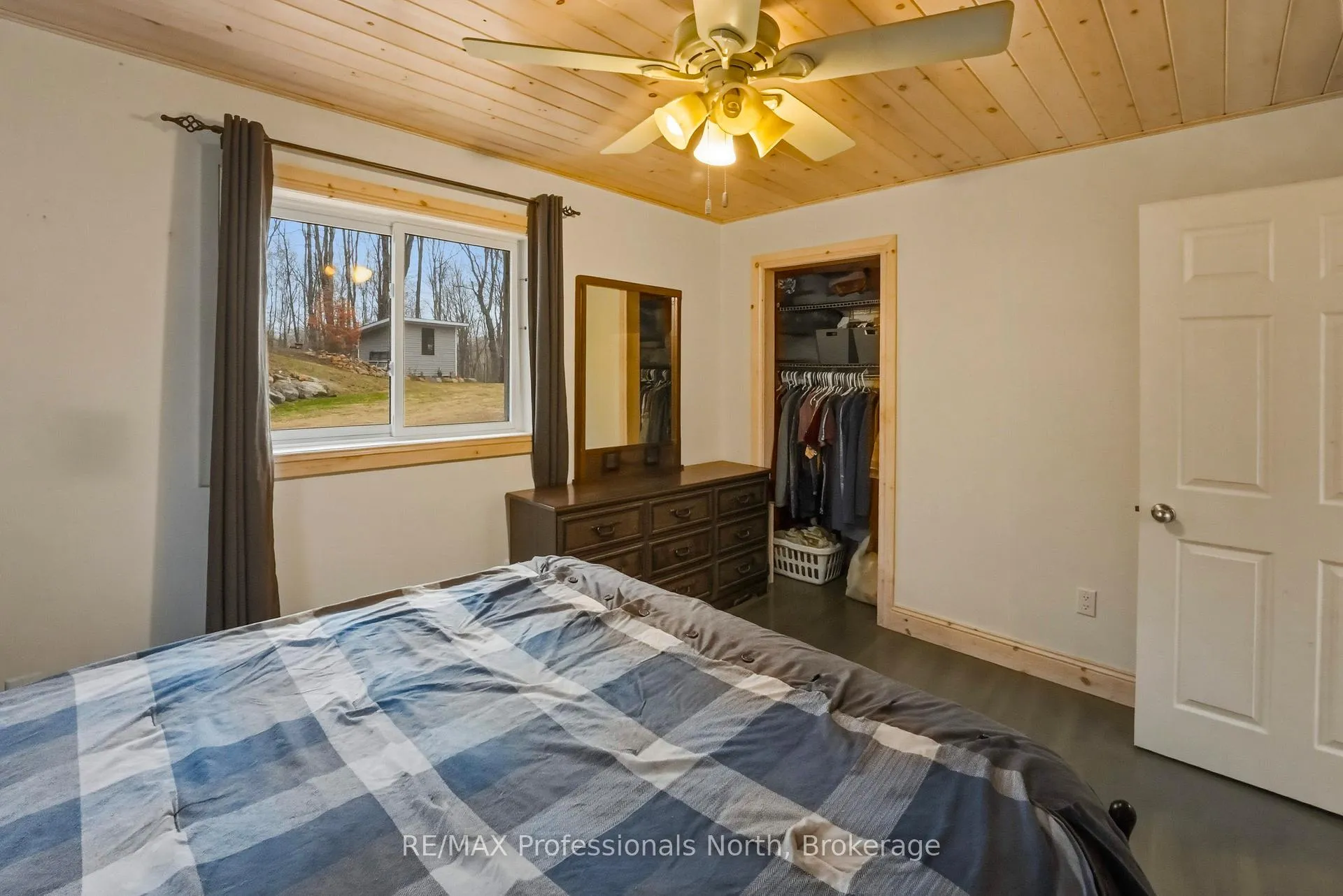 Photo 10 of 1310 Alexander Road, Minden Hills, Minden — HOMEH