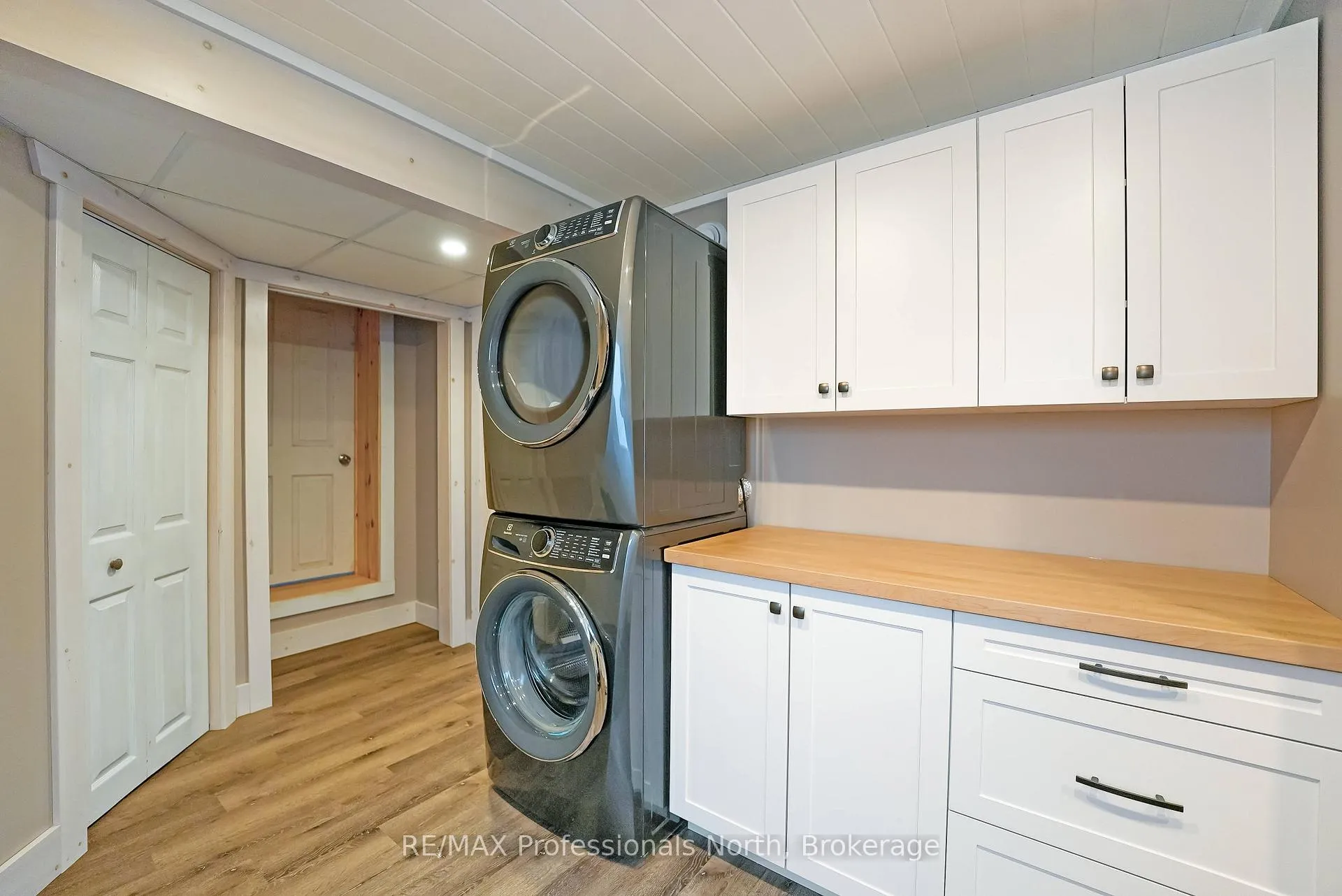Photo 15 of 1310 Alexander Road, Minden Hills, Minden — HOMEH