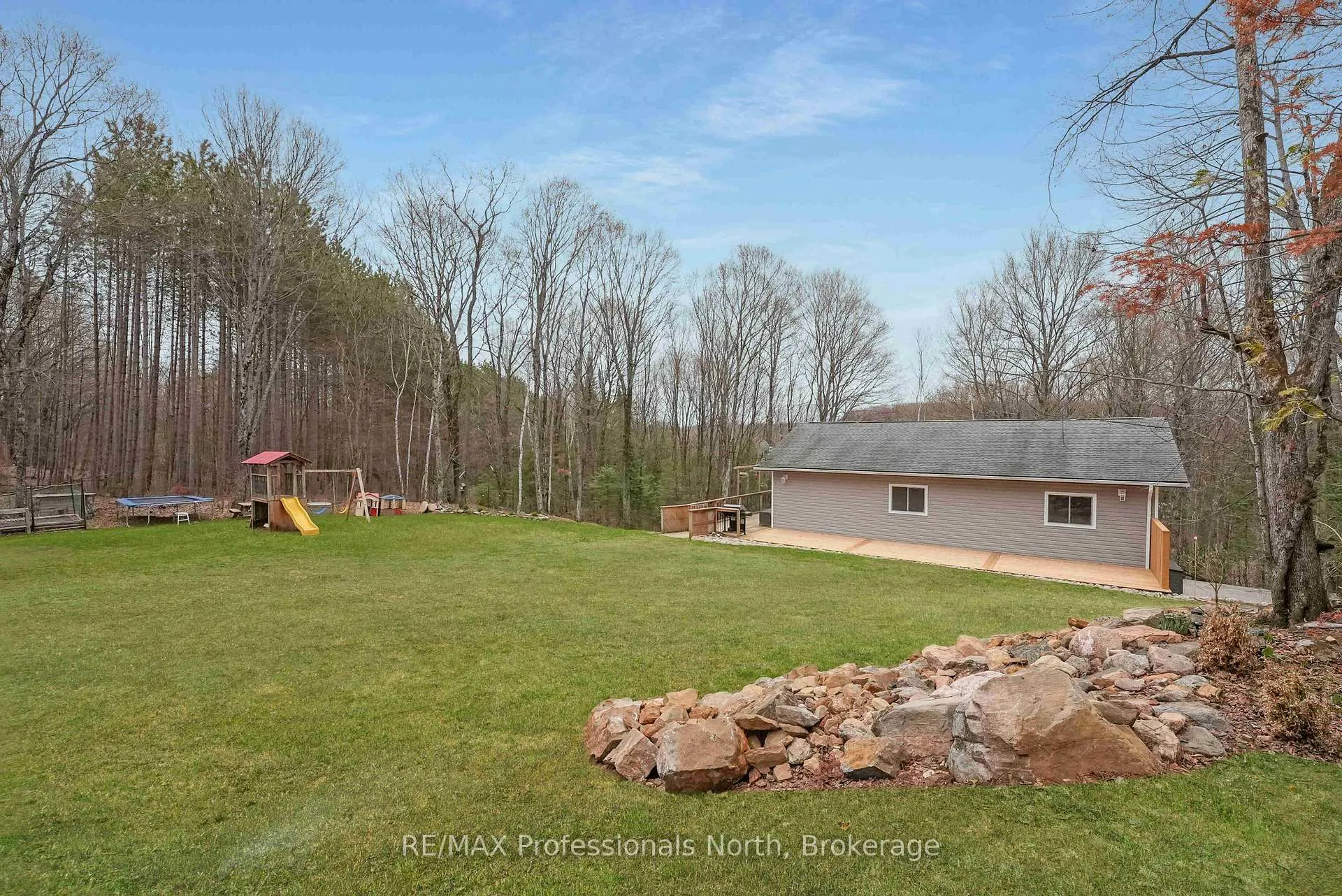 Photo 29 of 1310 Alexander Road, Minden Hills, Minden — HOMEH