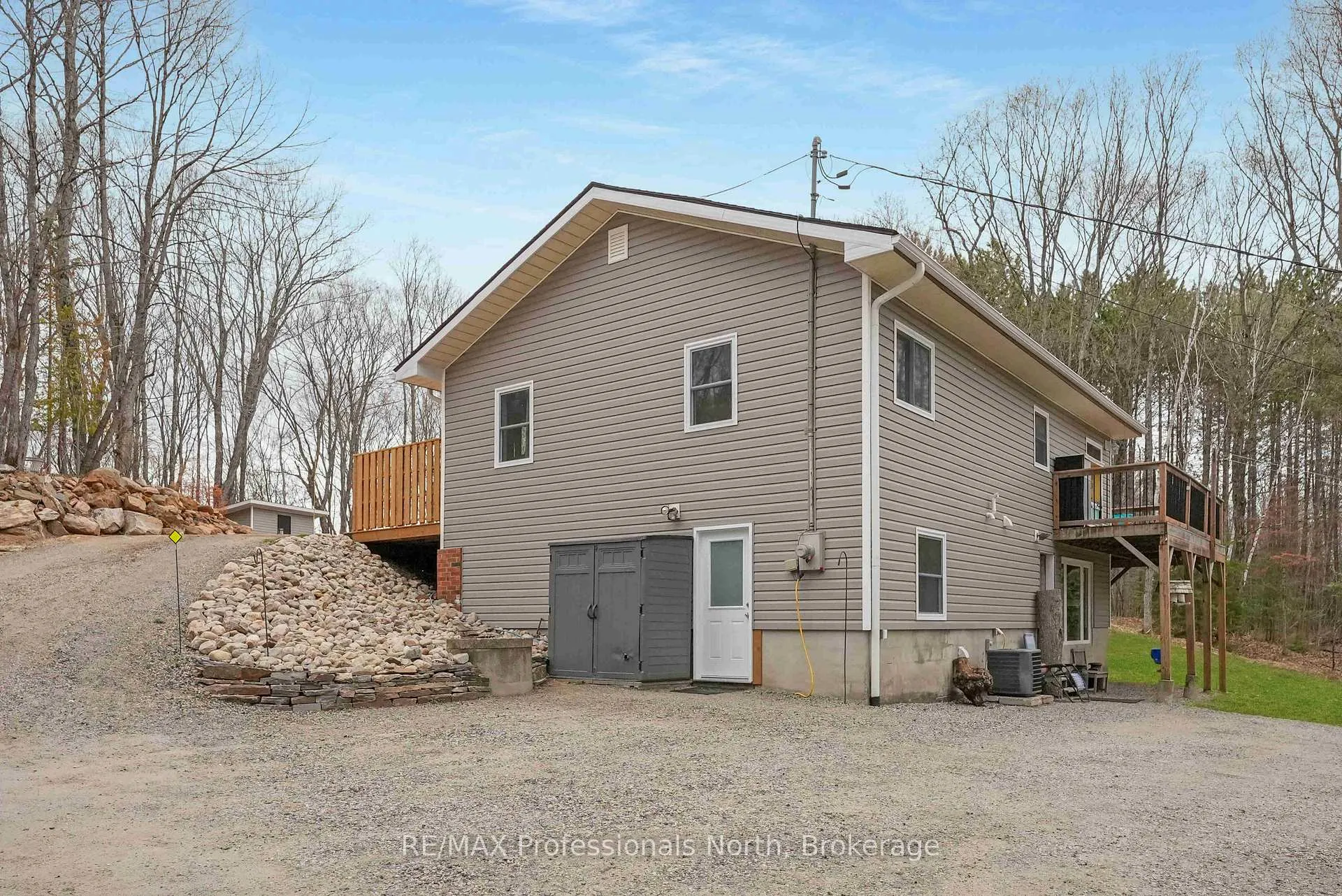 Photo 32 of 1310 Alexander Road, Minden Hills, Minden — HOMEH
