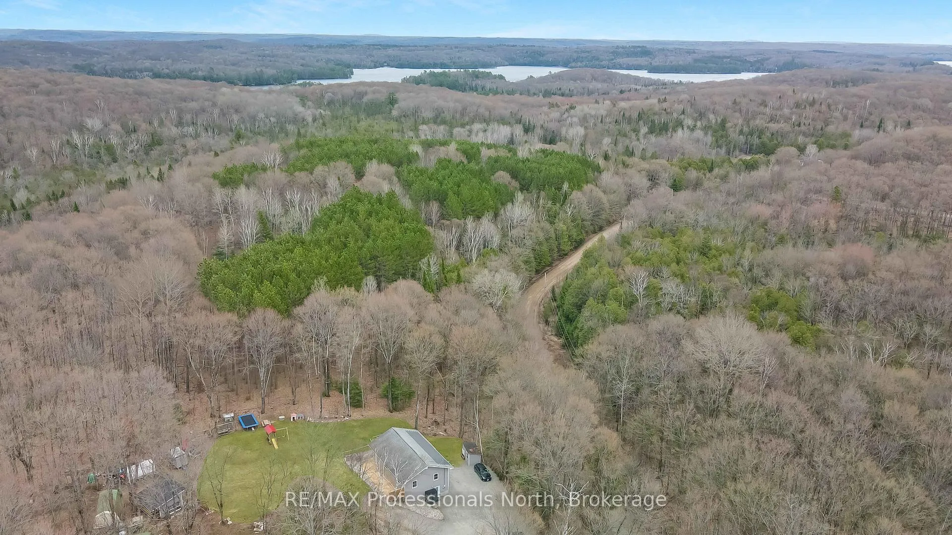 Photo 33 of 1310 Alexander Road, Minden Hills, Minden — HOMEH