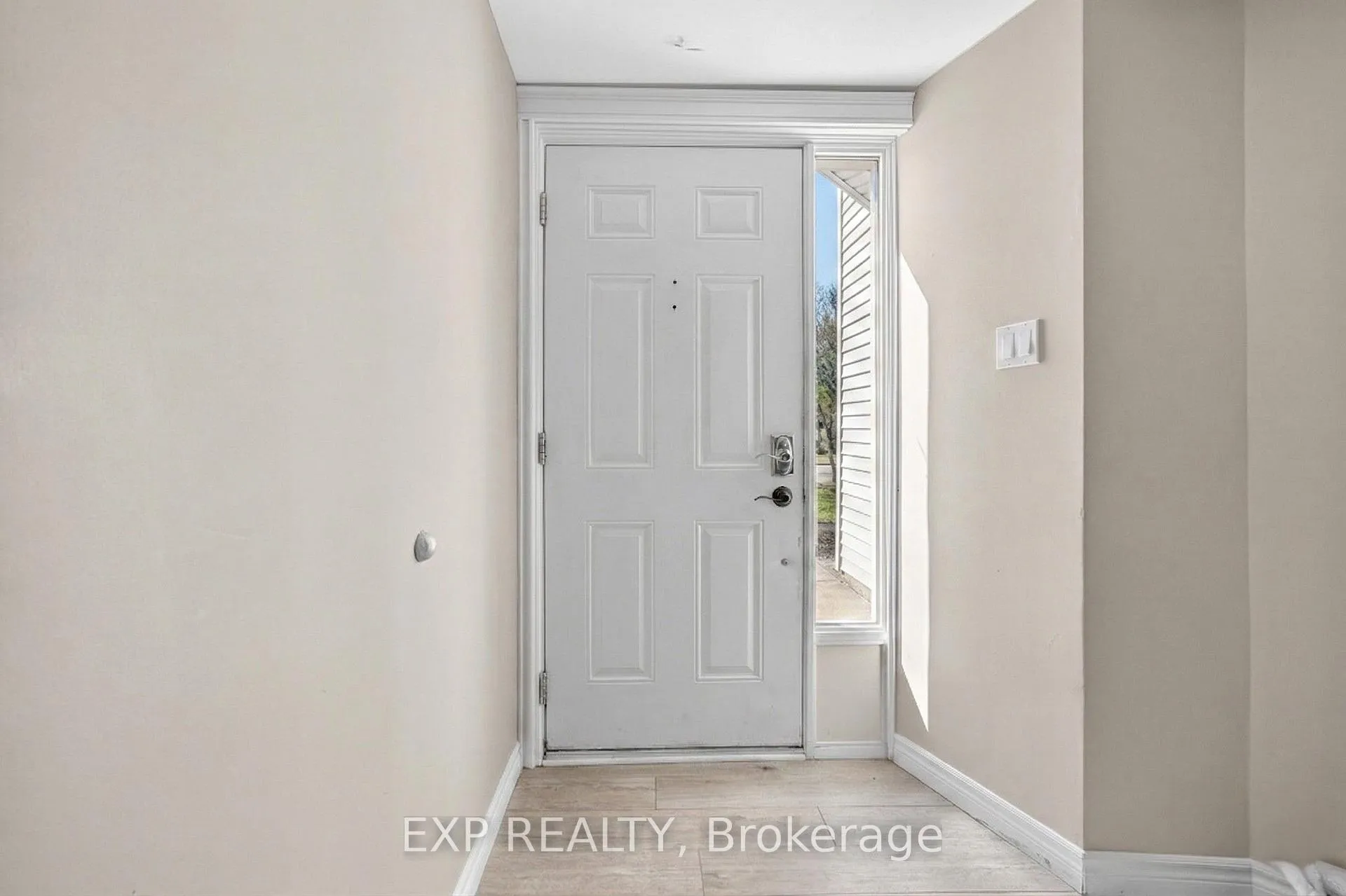 Photo 3 of Unit 36, 60 Elmsdale Drive, Kitchener — HOMEH