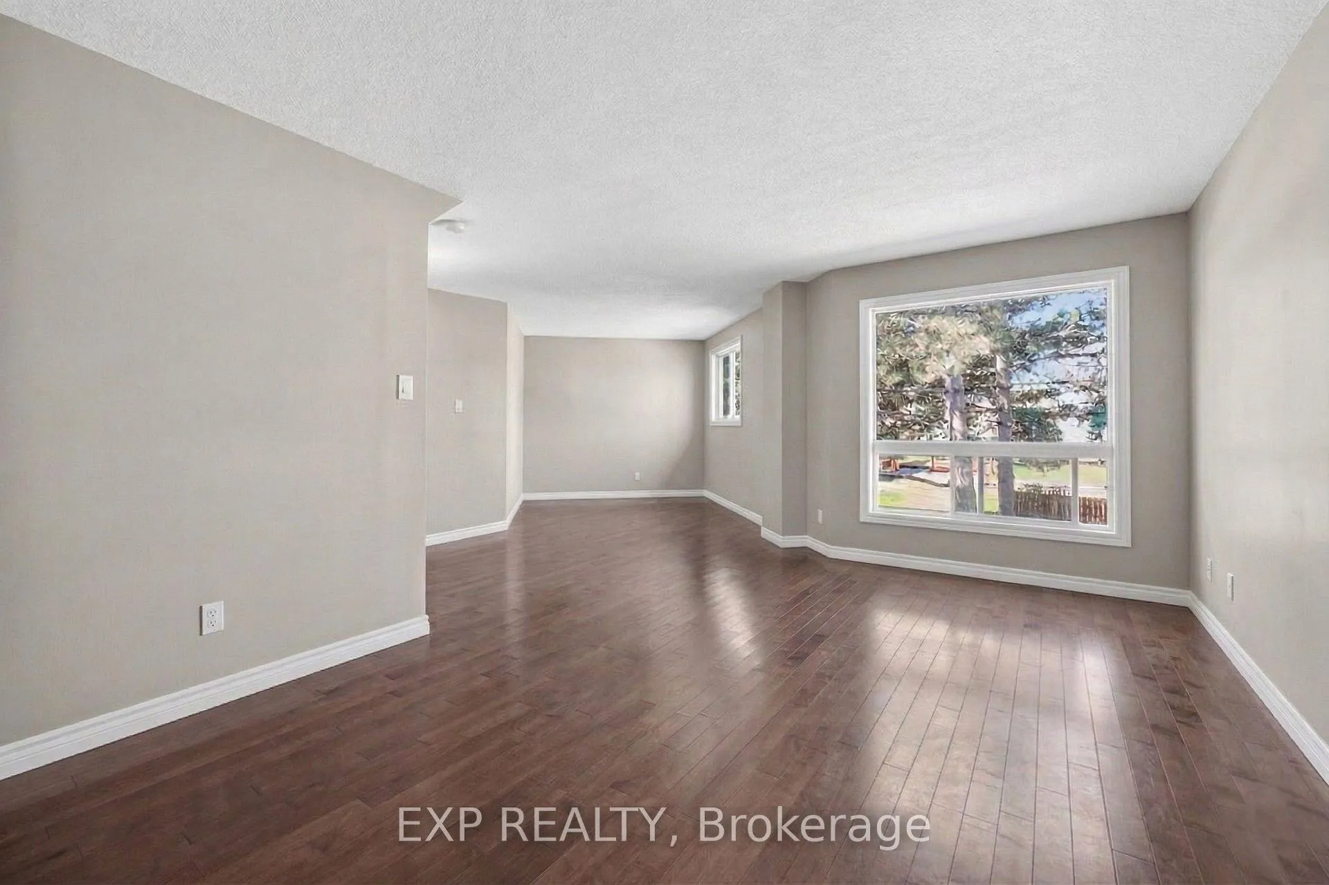 Photo 11 of Unit 36, 60 Elmsdale Drive, Kitchener — HOMEH