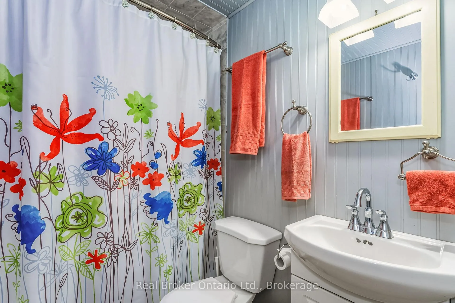 Photo 18 of 33 Gloucester Grove, Tay, Port McNicoll — HOMEH