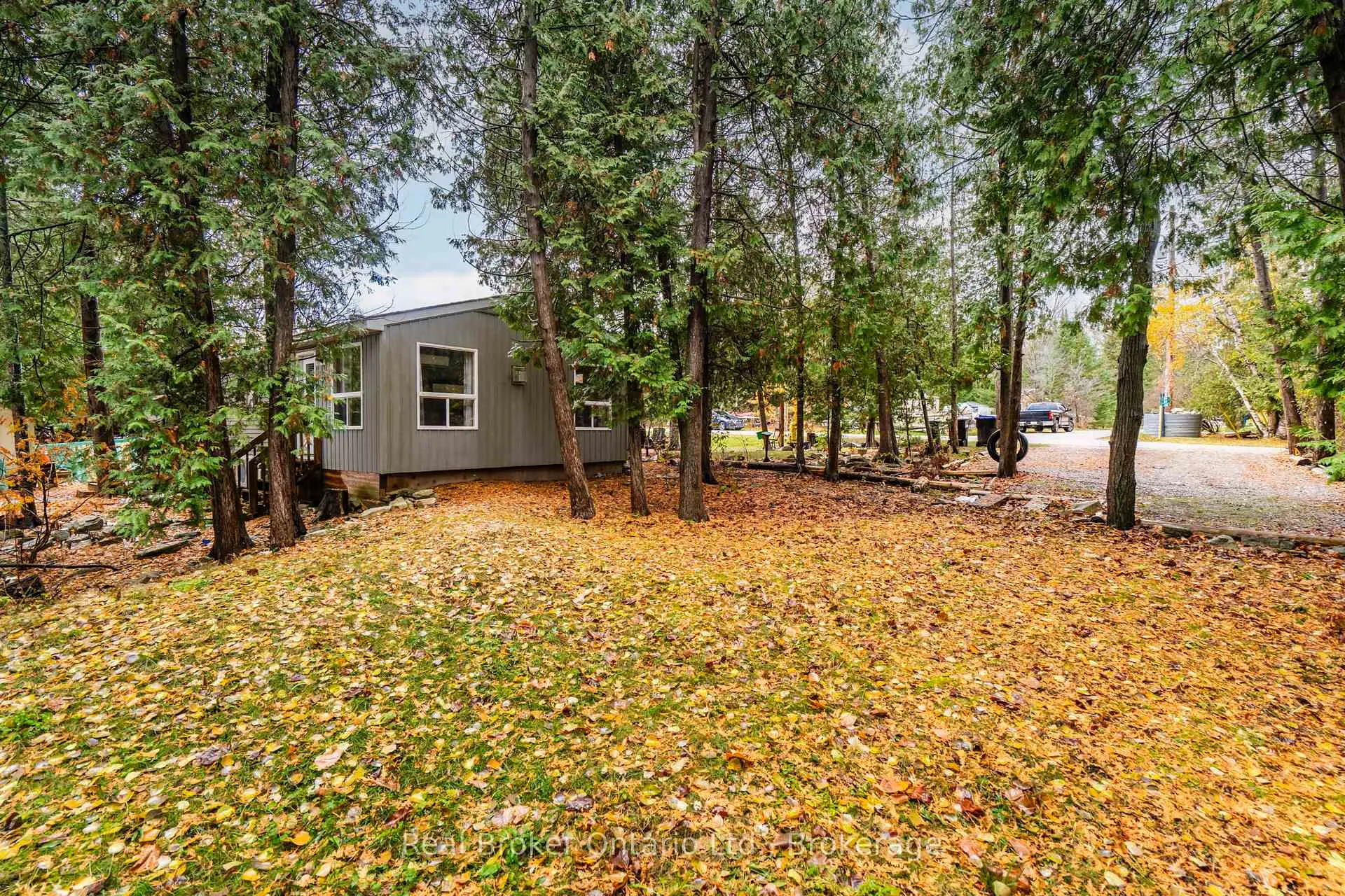 Photo 19 of 33 Gloucester Grove, Tay, Port McNicoll — HOMEH