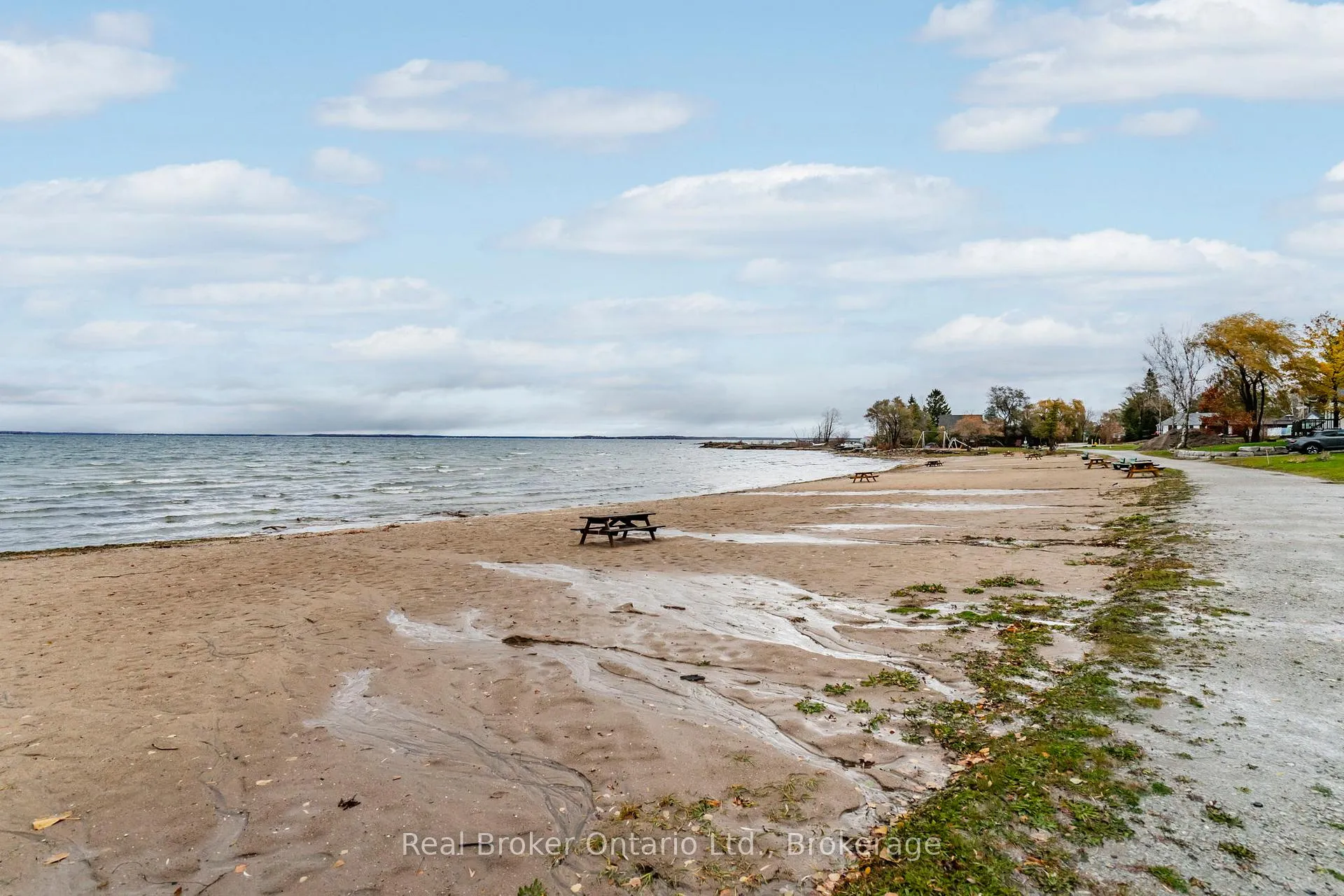Photo 29 of 33 Gloucester Grove, Tay, Port McNicoll — HOMEH
