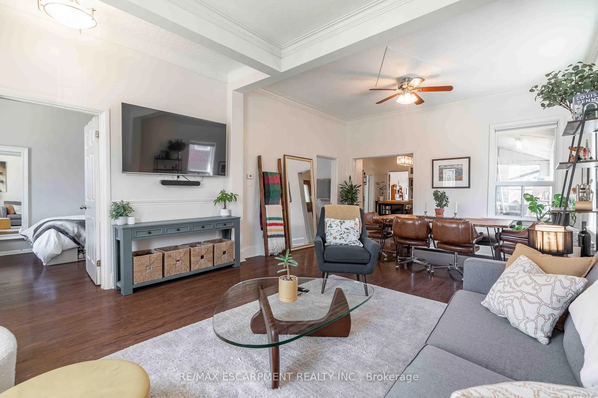 Photo 4 of 203 Wood Street E, Hamilton, North End — HOMEH