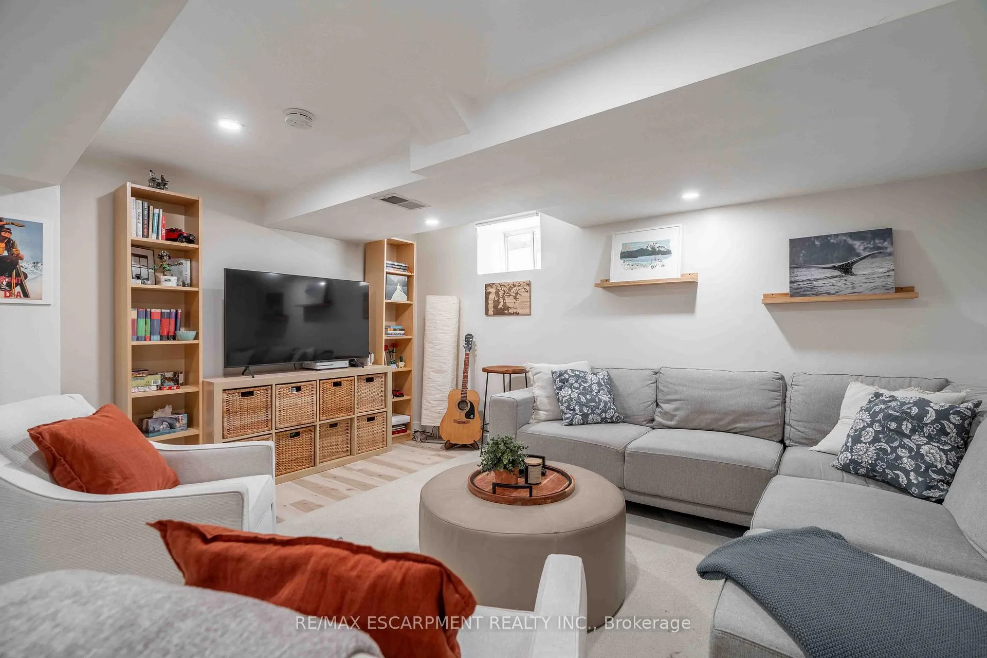 Photo 29 of 203 Wood Street E, Hamilton, North End — HOMEH