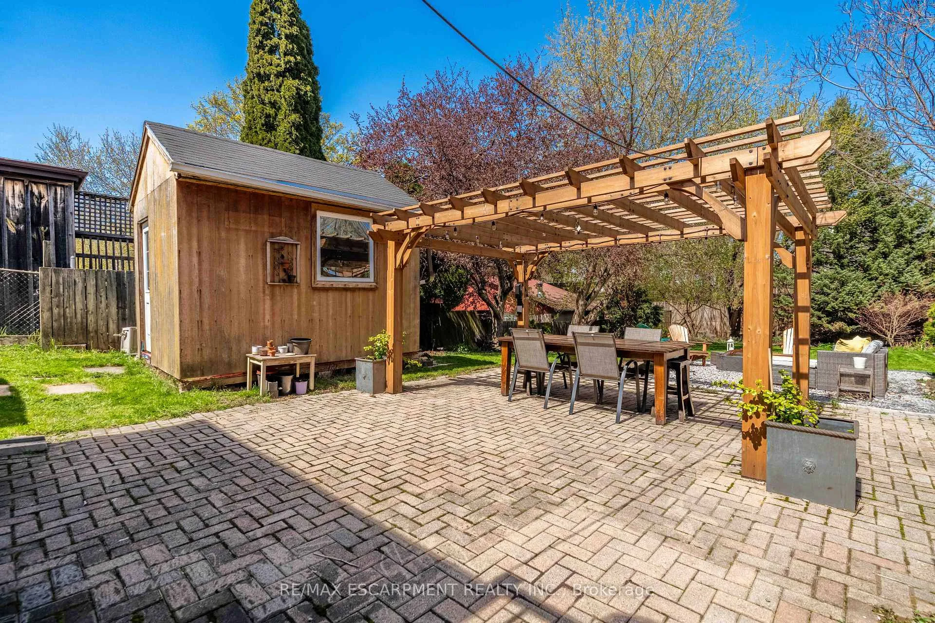 Photo 32 of 203 Wood Street E, Hamilton, North End — HOMEH