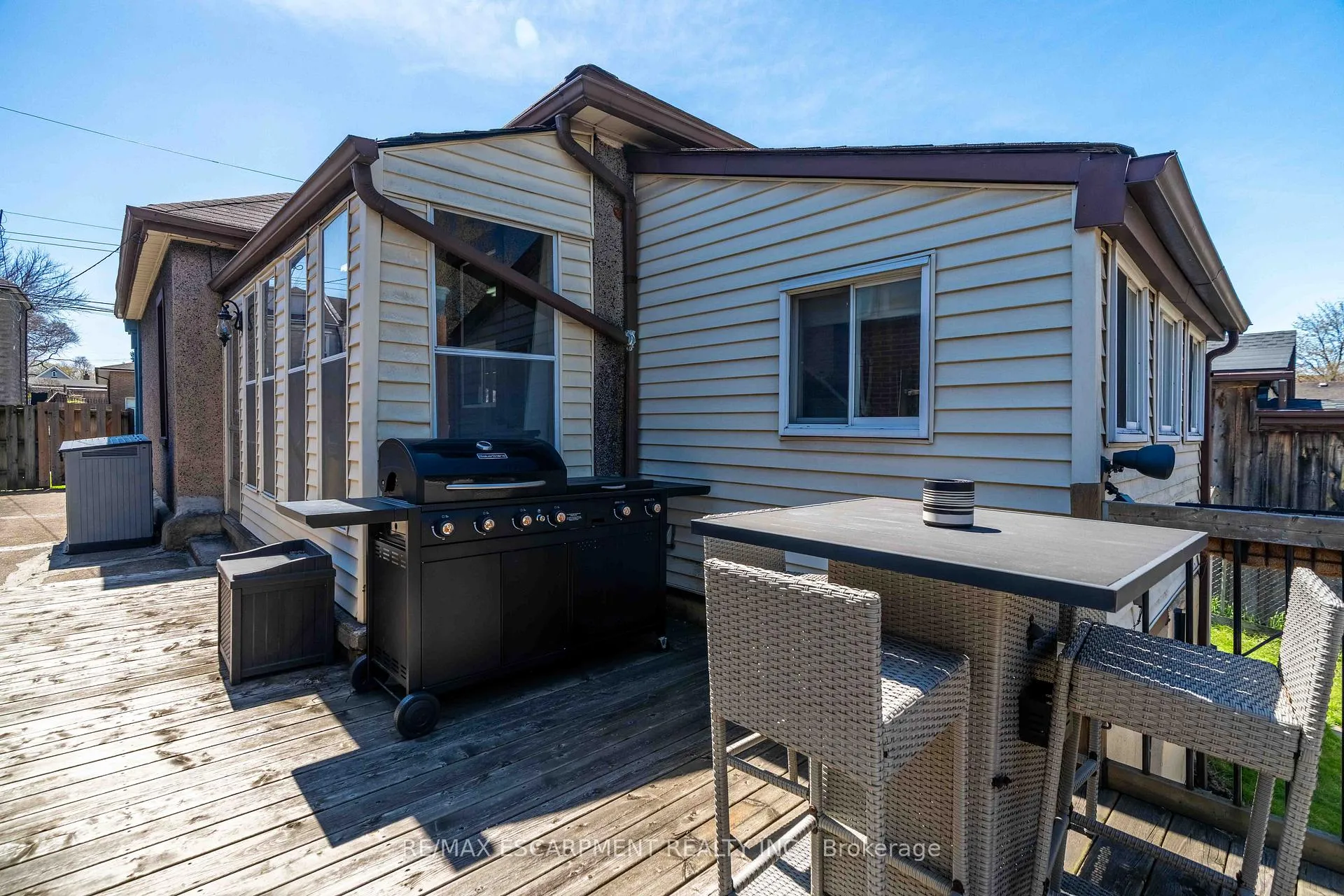 Photo 40 of 203 Wood Street E, Hamilton, North End — HOMEH