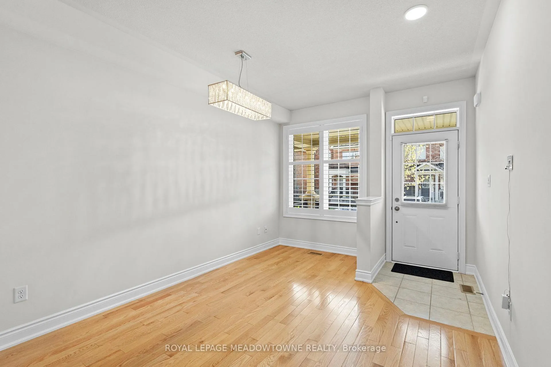 Photo 4 of 1516 Haws Crescent, Milton, Clarke — HOMEH