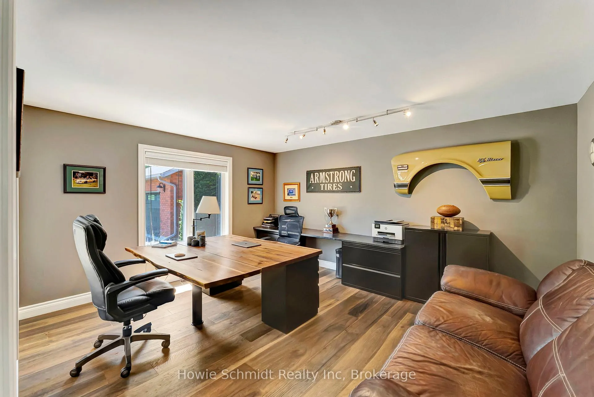 Photo 7 of 999 Governors Road W, Brant, Paris — HOMEH