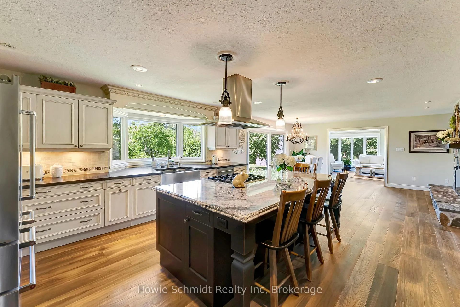Photo 16 of 999 Governors Road W, Brant, Paris — HOMEH