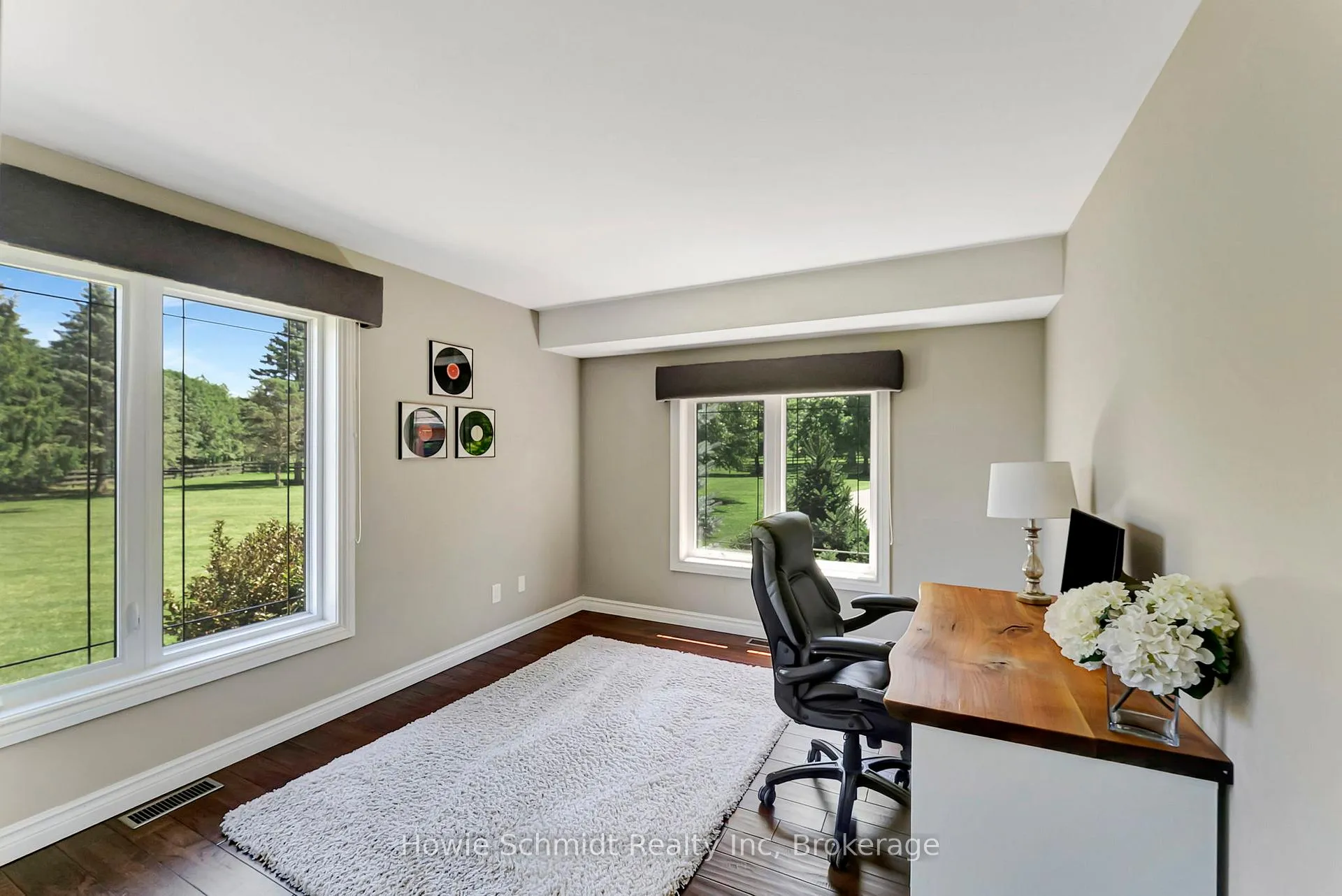 Photo 24 of 999 Governors Road W, Brant, Paris — HOMEH