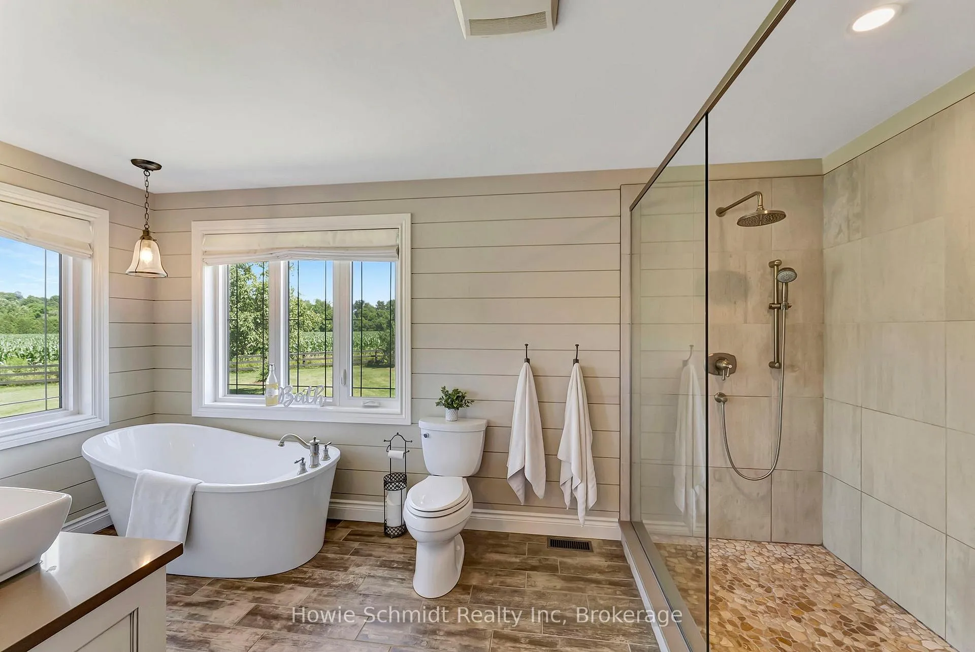 Photo 30 of 999 Governors Road W, Brant, Paris — HOMEH
