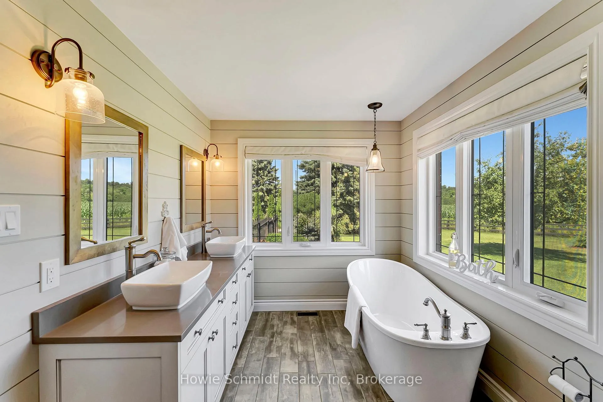 Photo 32 of 999 Governors Road W, Brant, Paris — HOMEH