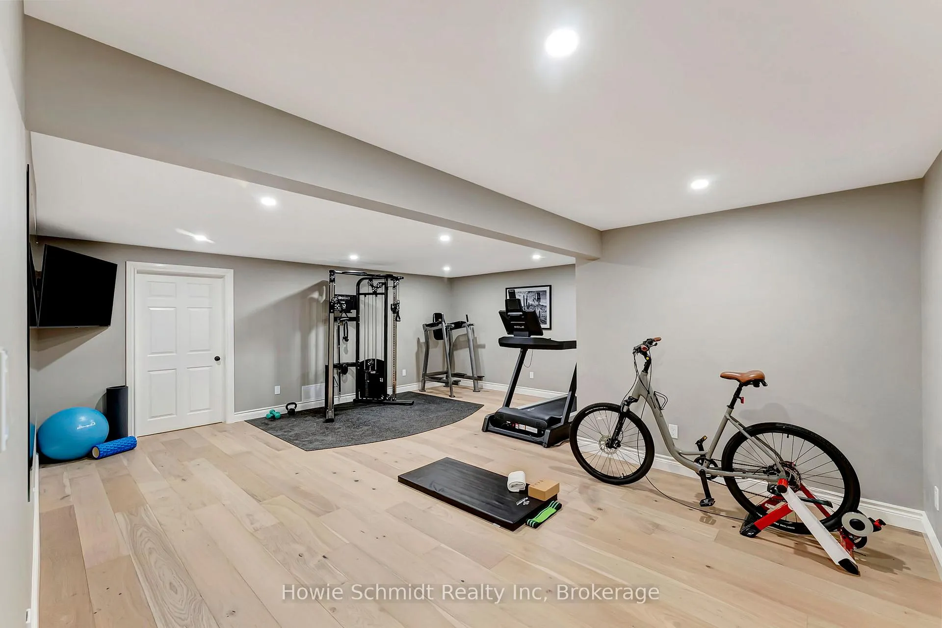 Photo 38 of 999 Governors Road W, Brant, Paris — HOMEH