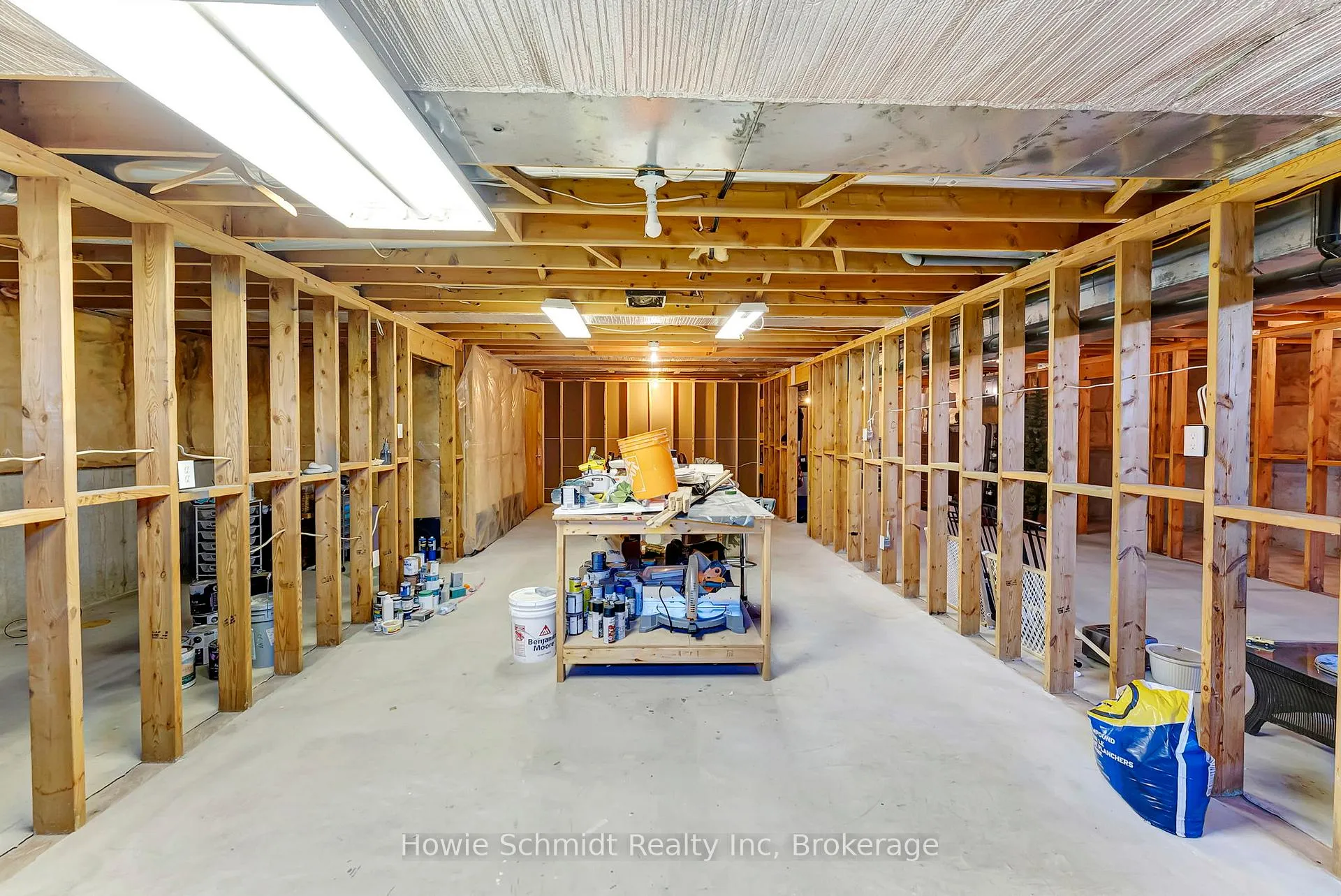 Photo 40 of 999 Governors Road W, Brant, Paris — HOMEH