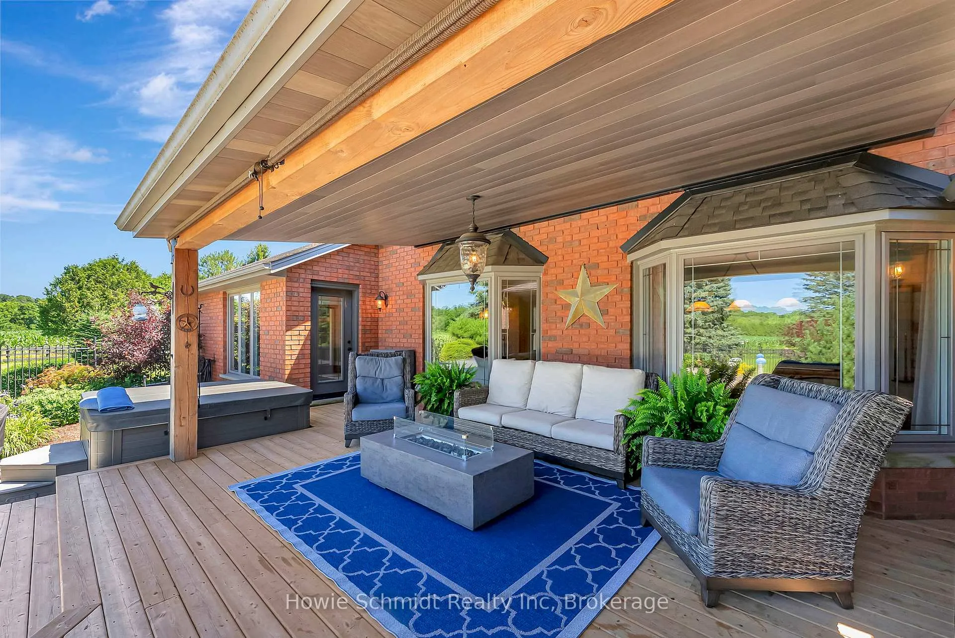 Photo 41 of 999 Governors Road W, Brant, Paris — HOMEH