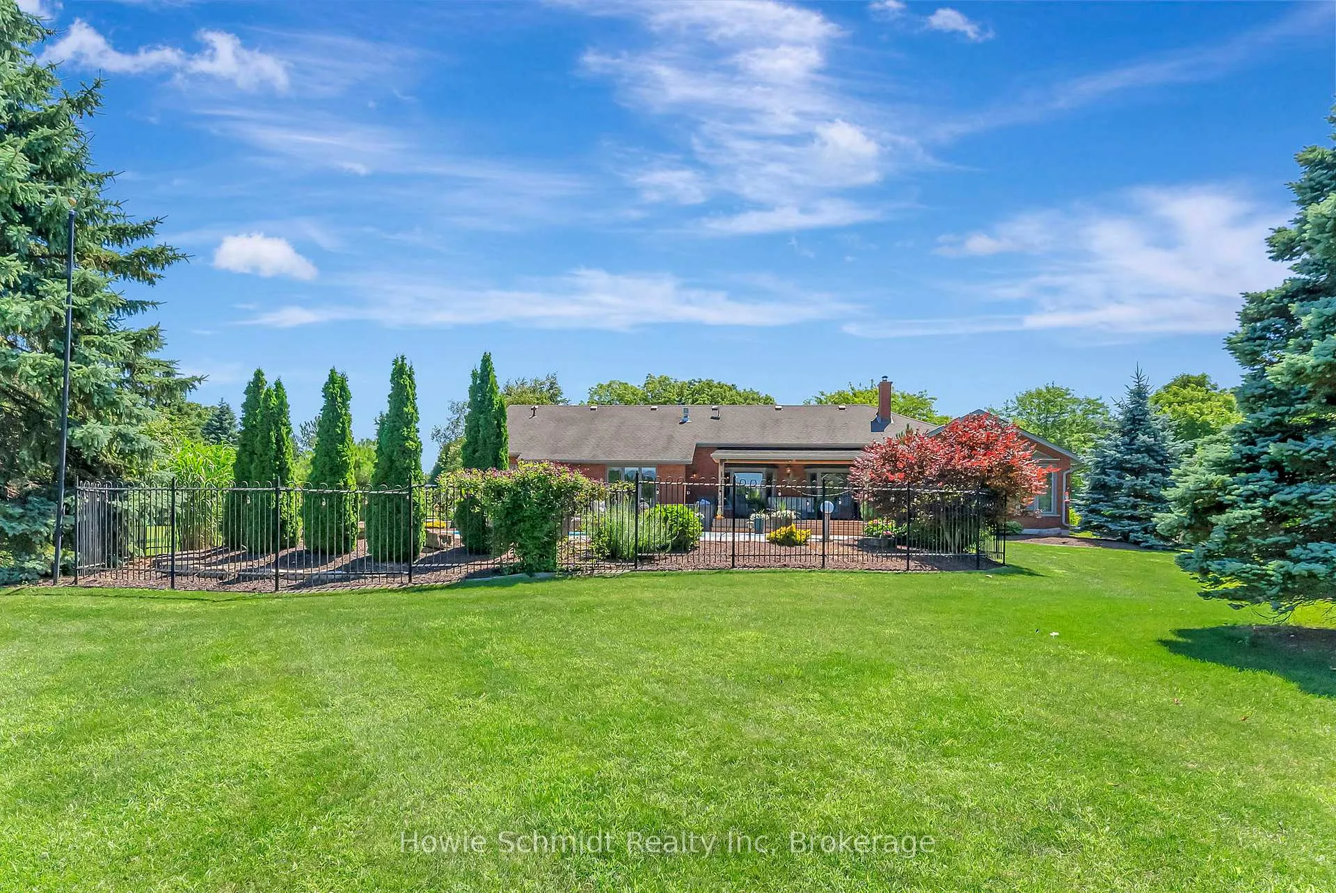 Photo 47 of 999 Governors Road W, Brant, Paris — HOMEH