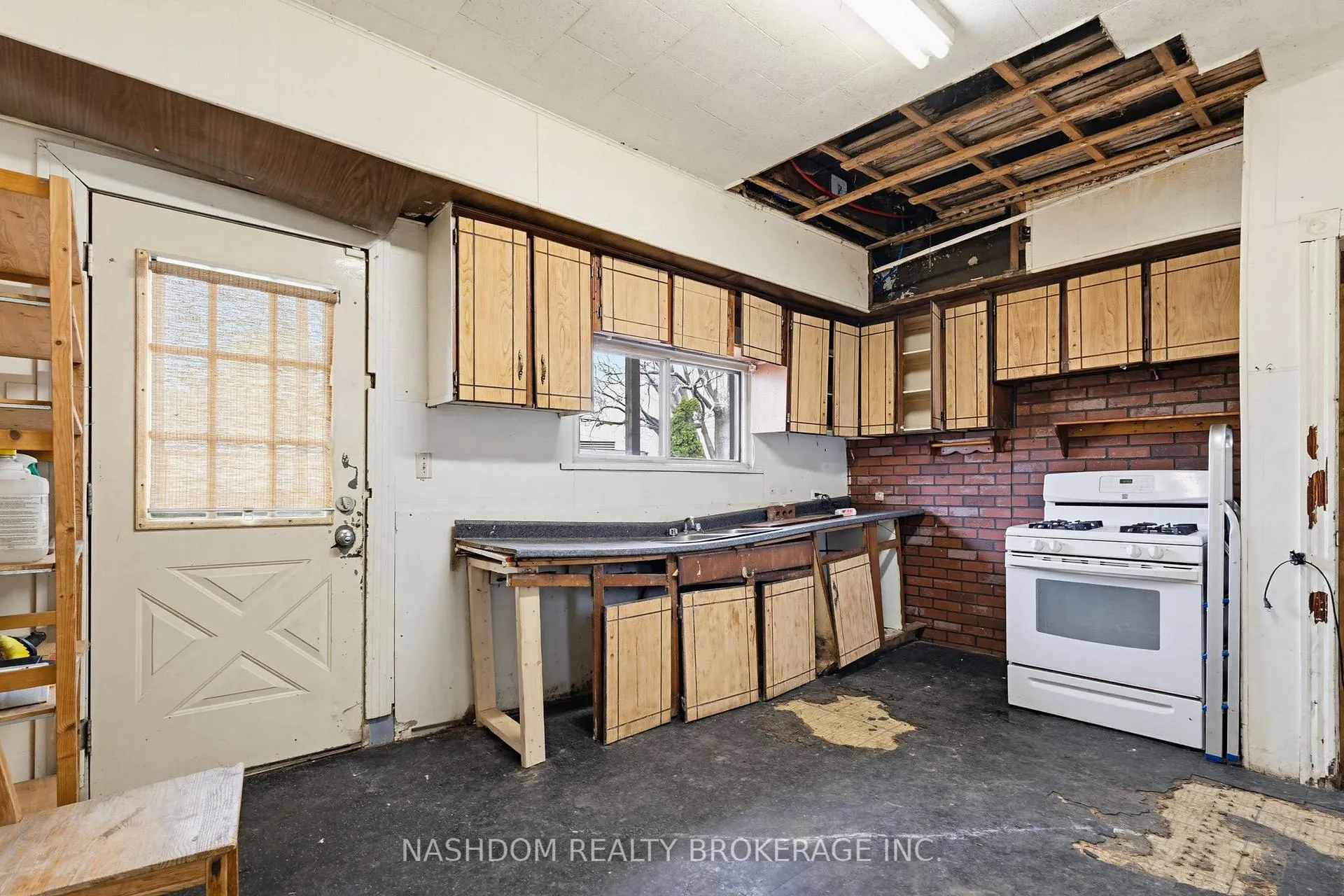 Photo 10 of 39 Munroe Street, Hamilton, Industrial Sector — HOMEH