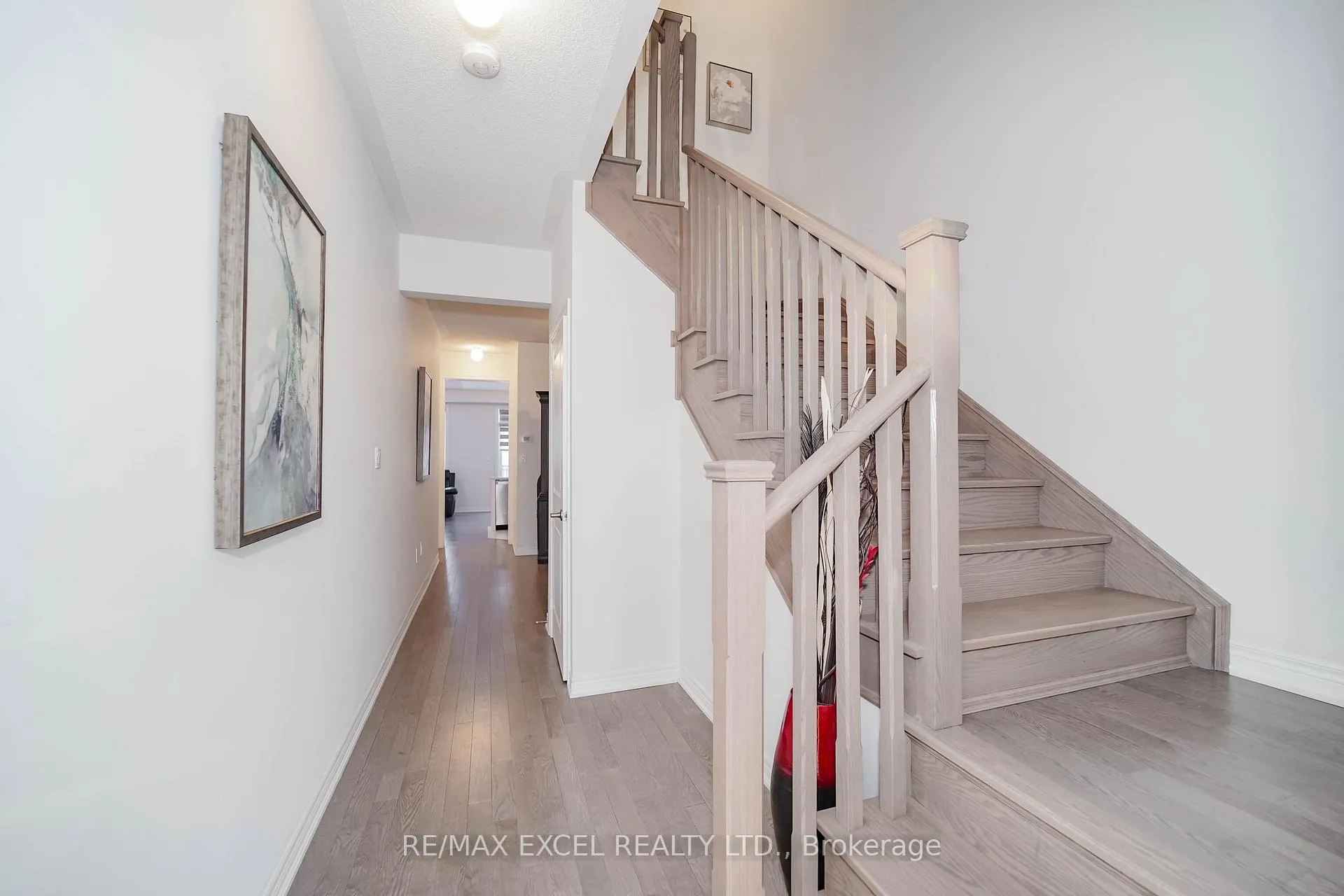 Photo 8 of 1281 Winding Woods Trail, Pickering, Rural Pickering — HOMEH