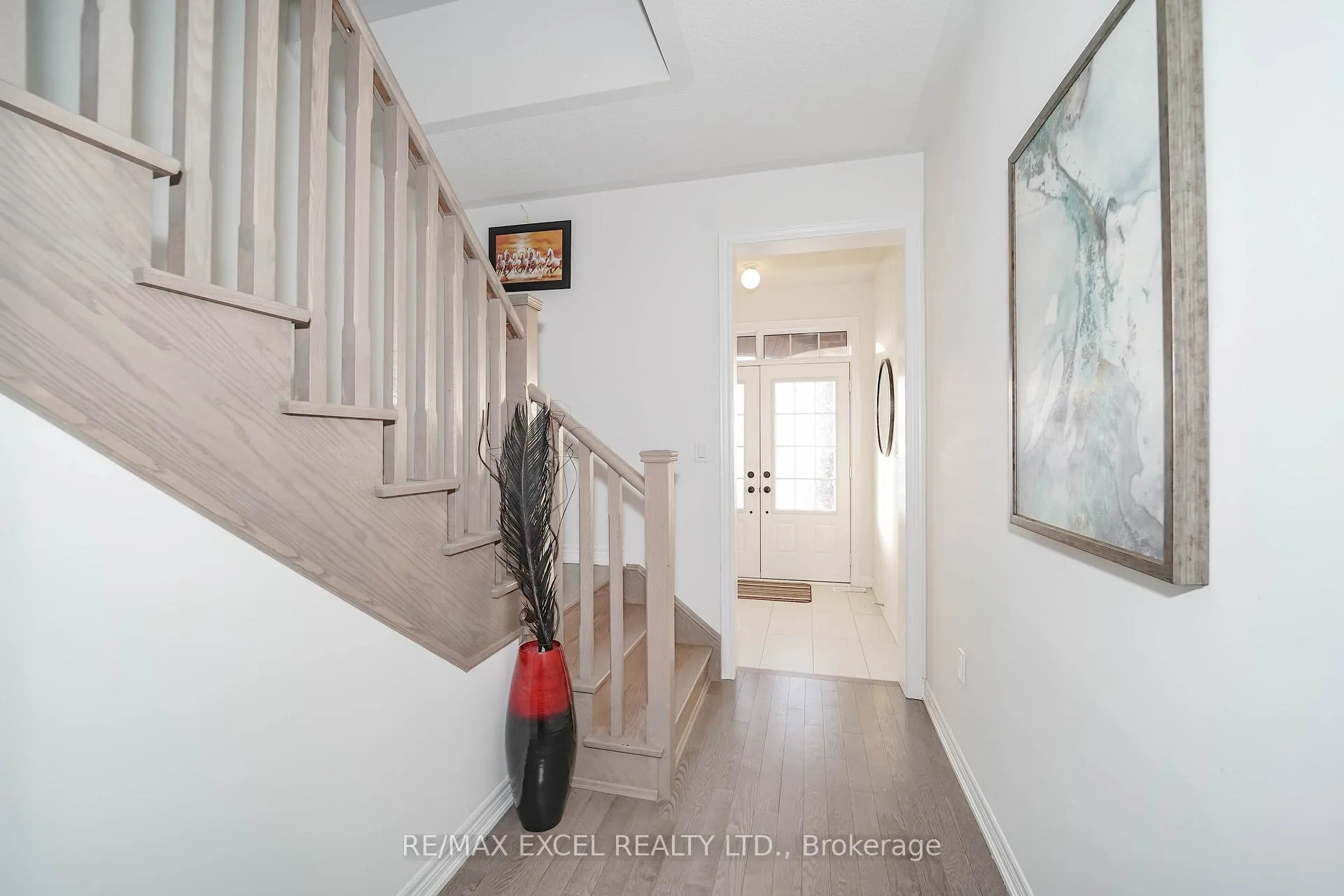 Photo 9 of 1281 Winding Woods Trail, Pickering, Rural Pickering — HOMEH