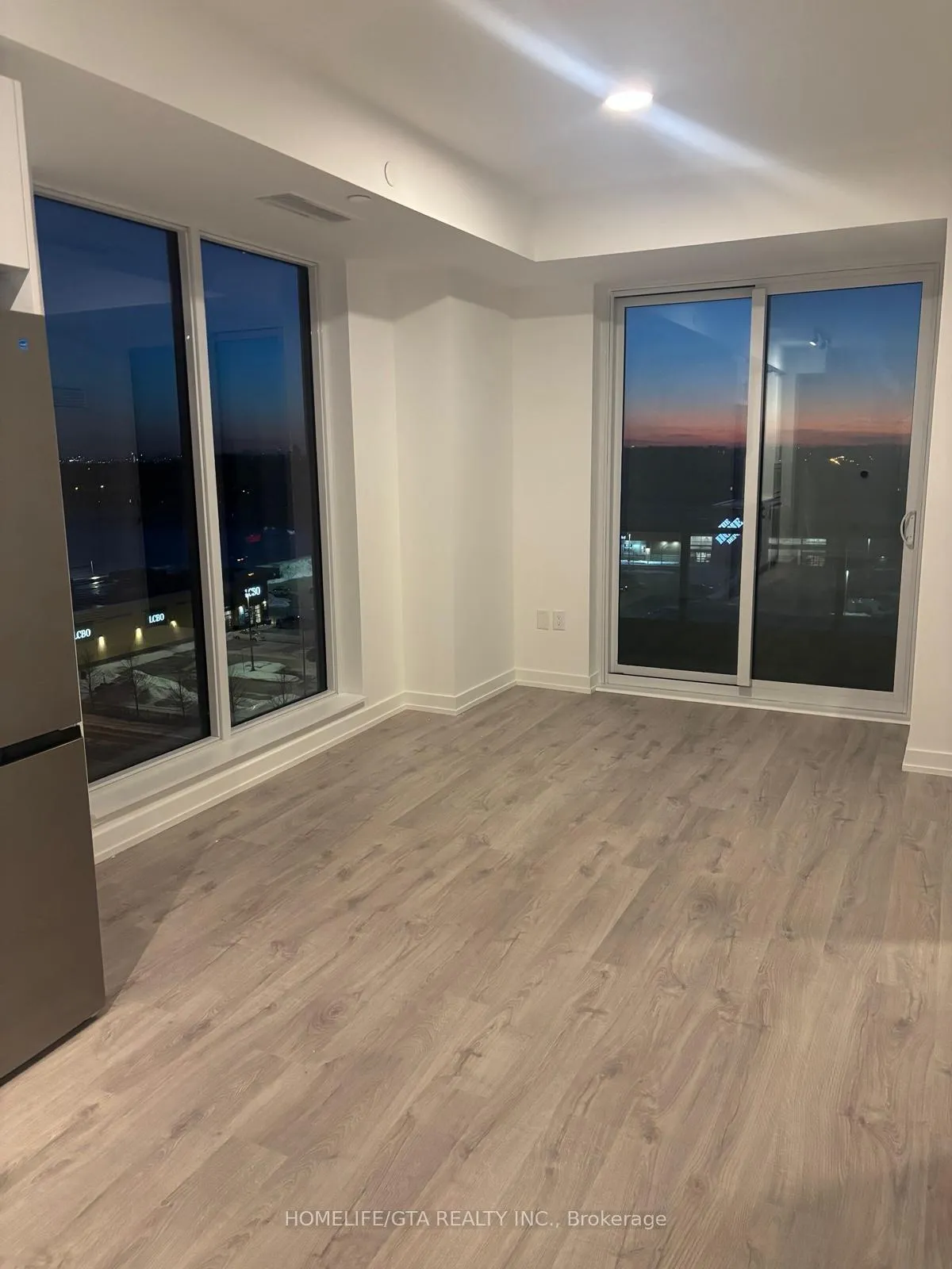 Photo 10 of Unit A-903, 9763 Markham Road, Markham, Greensborough — HOMEH