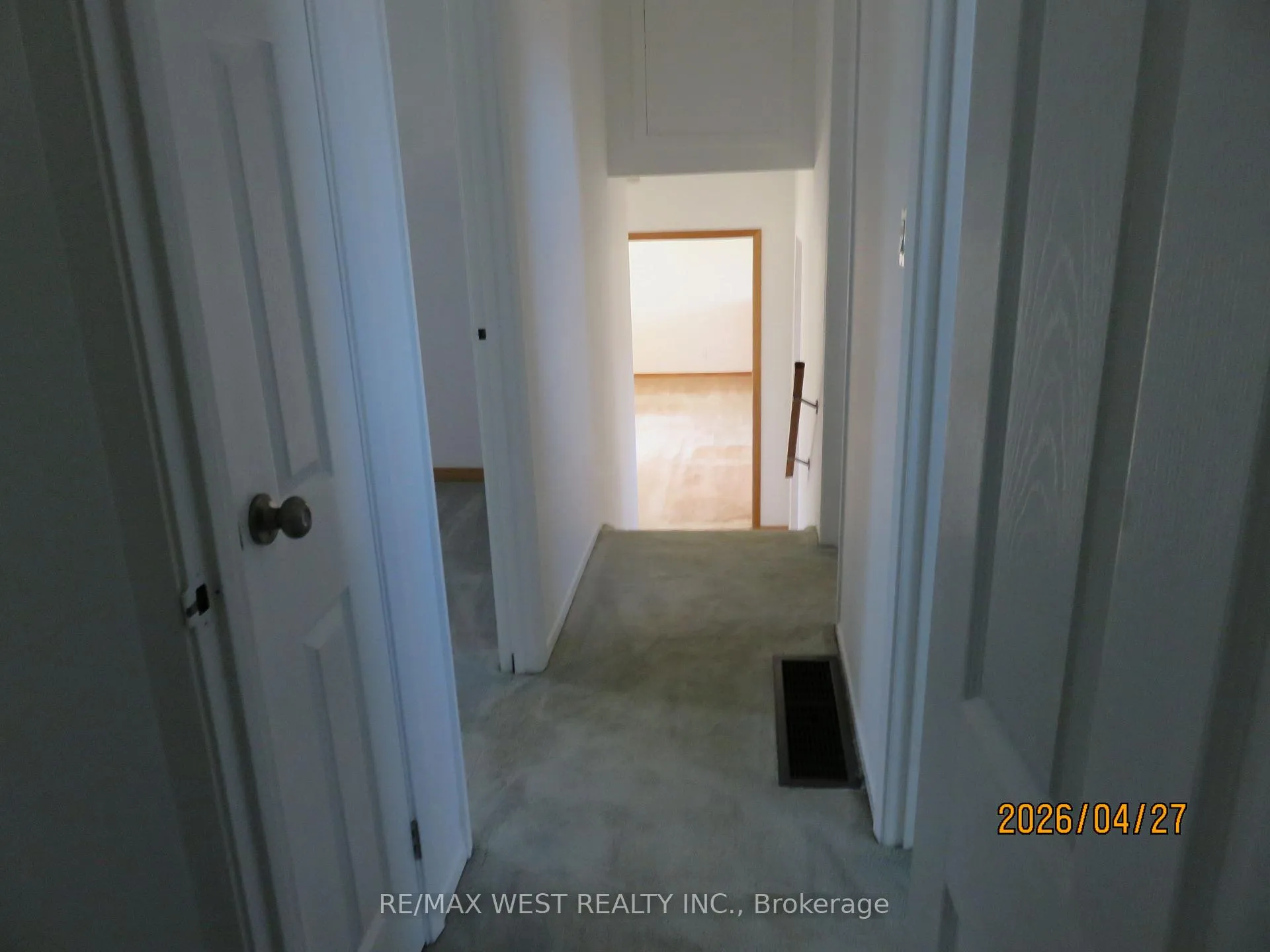 Photo 22 of 346 Lakeland Crescent SE, Brock, Beaverton — HOMEH