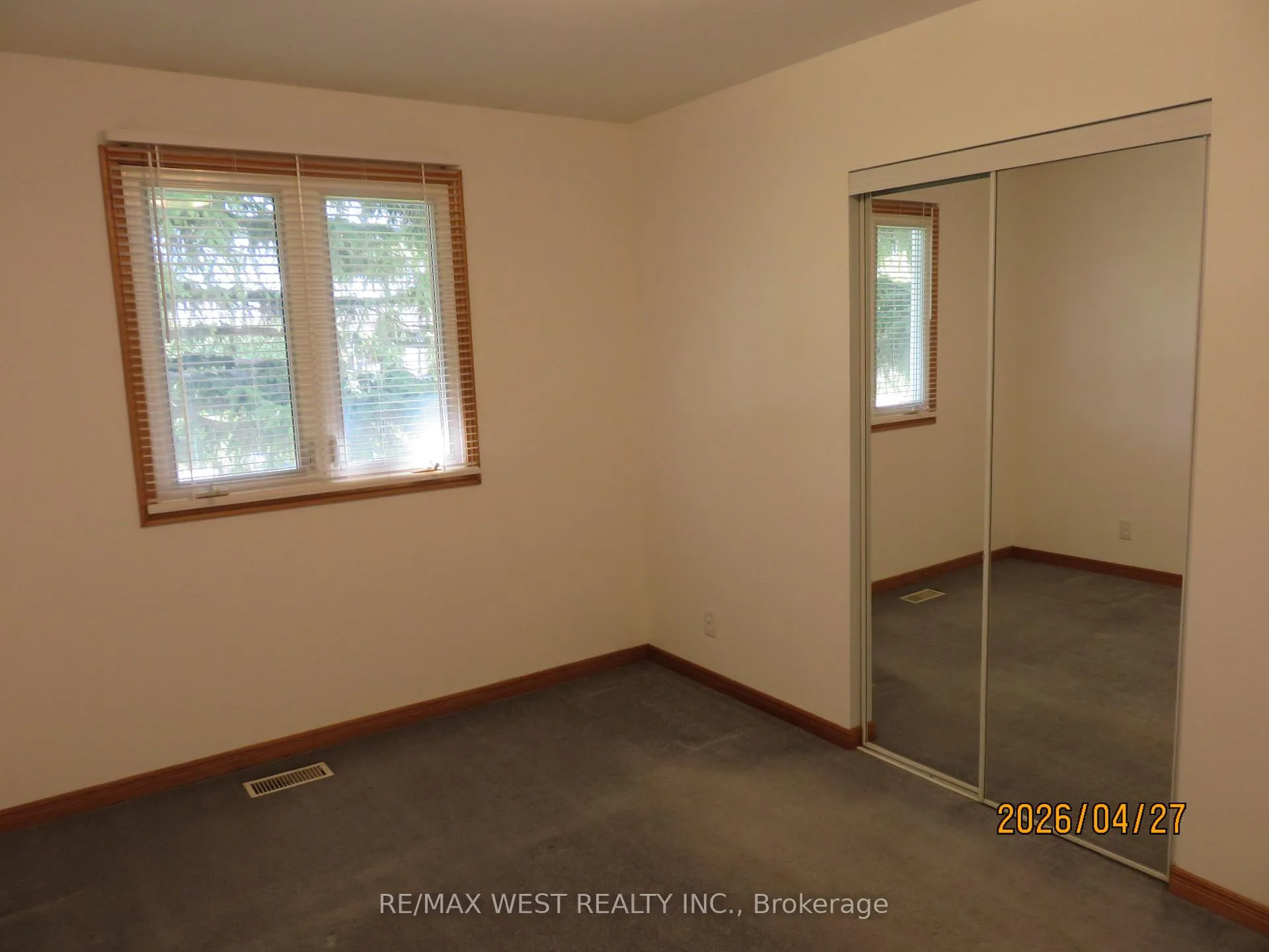 Photo 24 of 346 Lakeland Crescent SE, Brock, Beaverton — HOMEH