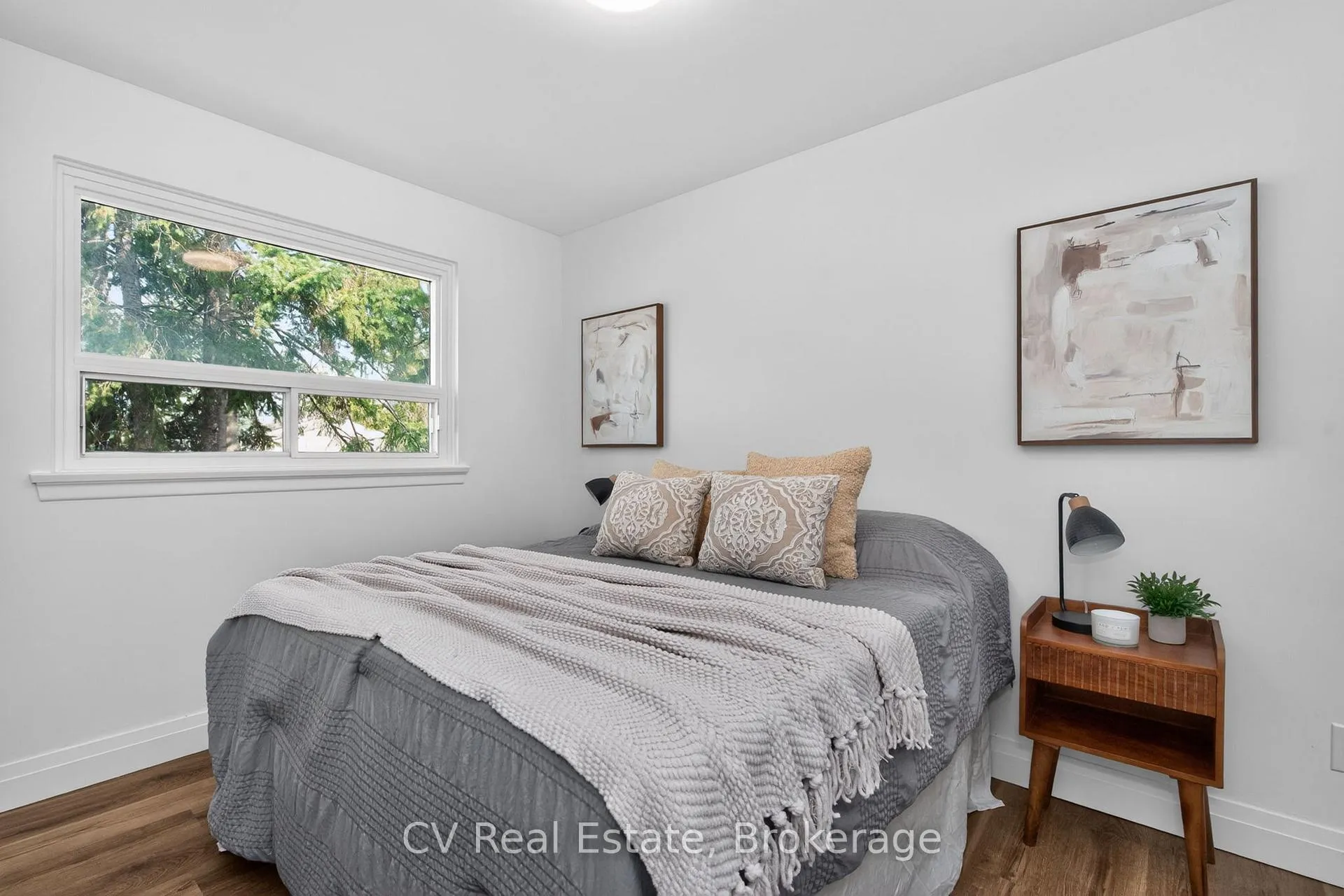 Photo 27 of 204 Lynn Street, Innisfil, Stroud — HOMEH