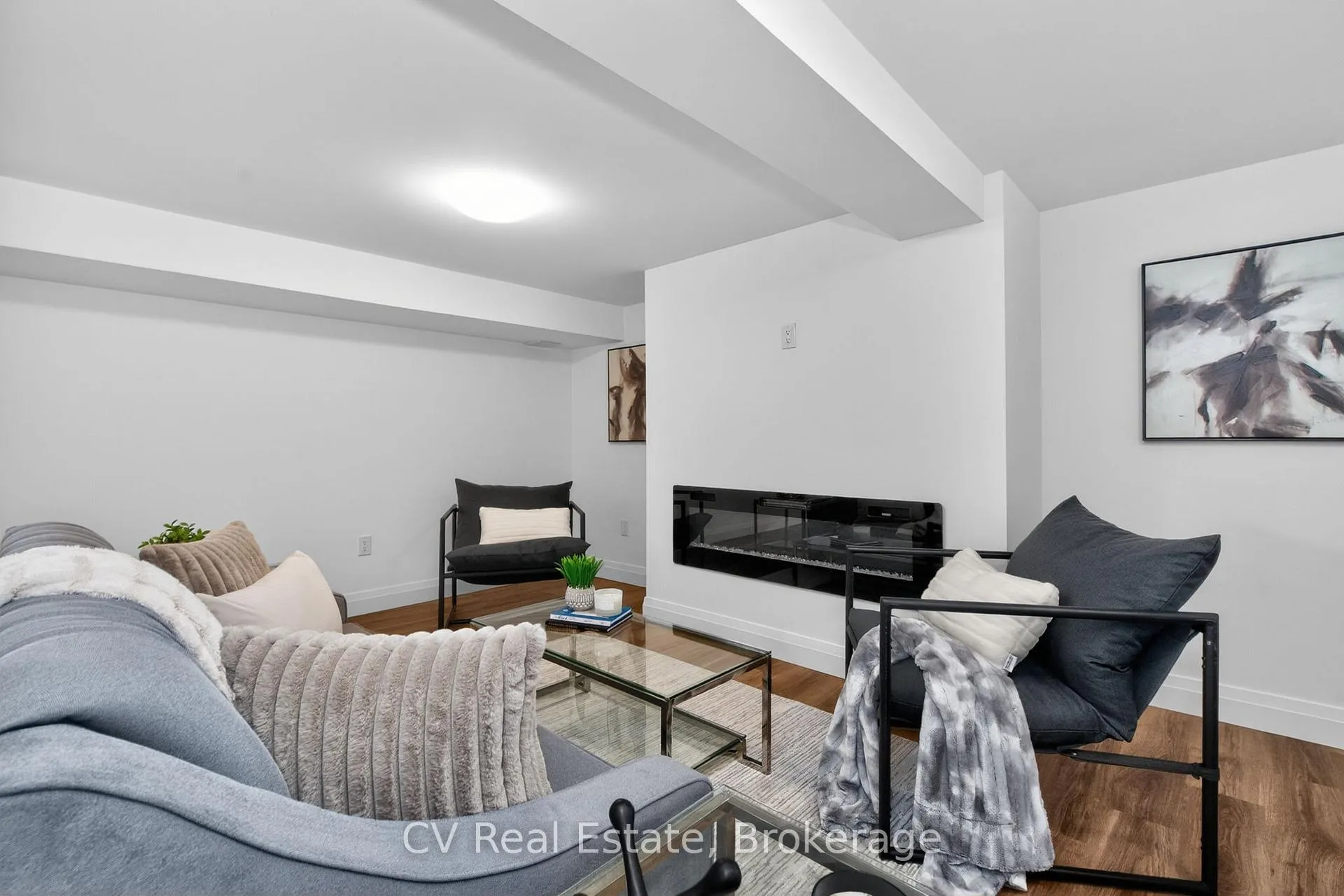 Photo 31 of 204 Lynn Street, Innisfil, Stroud — HOMEH