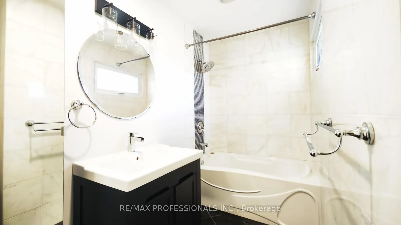 Photo 10 of Unit MAIN, 50 Eringate Drive, Etobicoke, Eringate-Centennial-West Deane — HOMEH